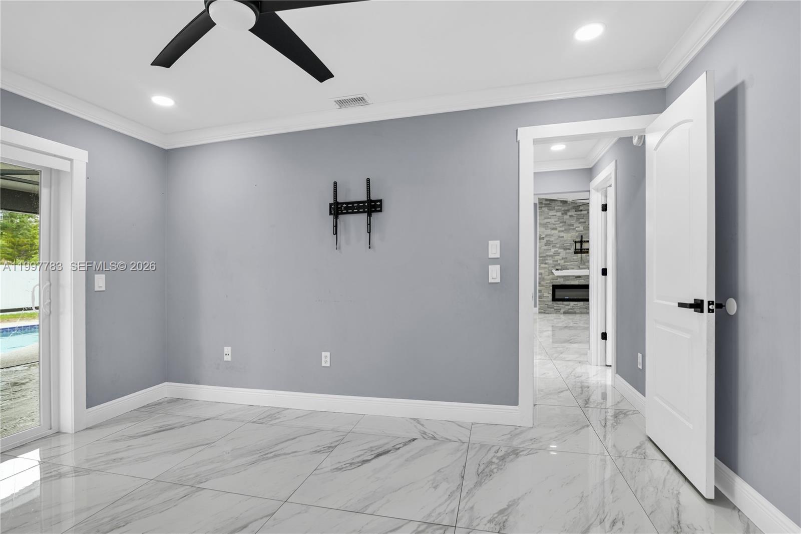 702 NW Orchid St, Port St. Lucie