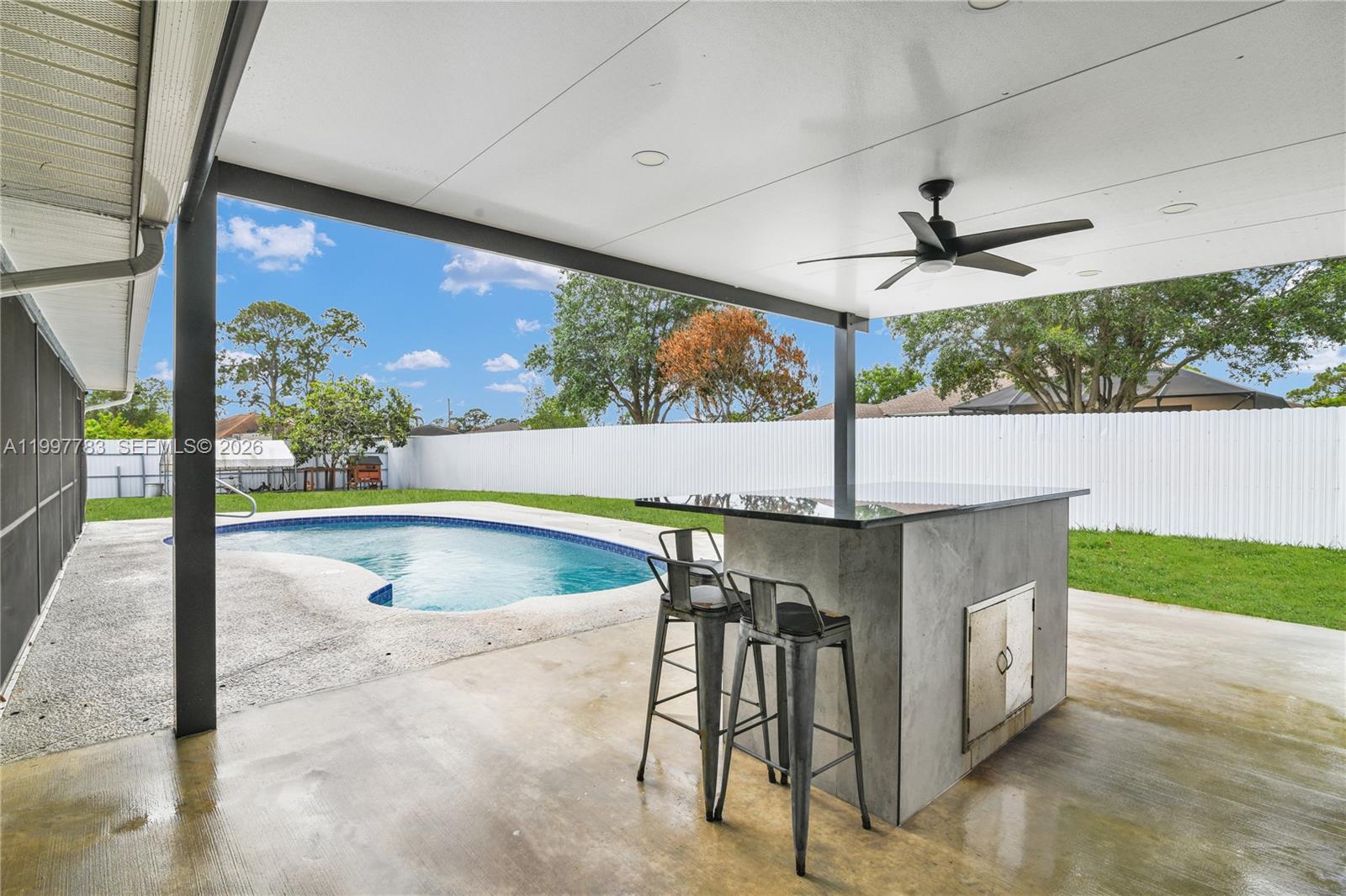 702 NW Orchid St, Port St. Lucie