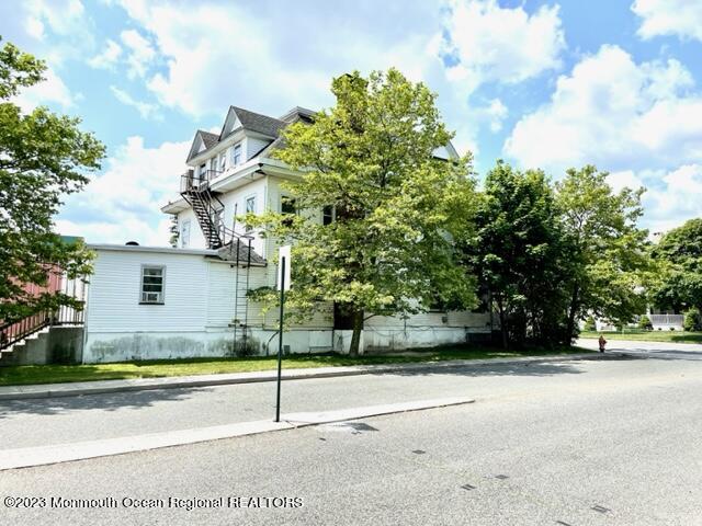73 2nd Avenue