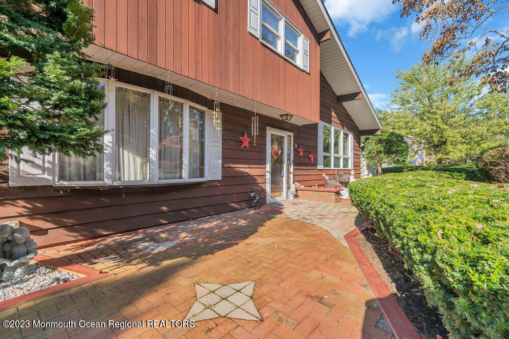 5 Marlboro Street