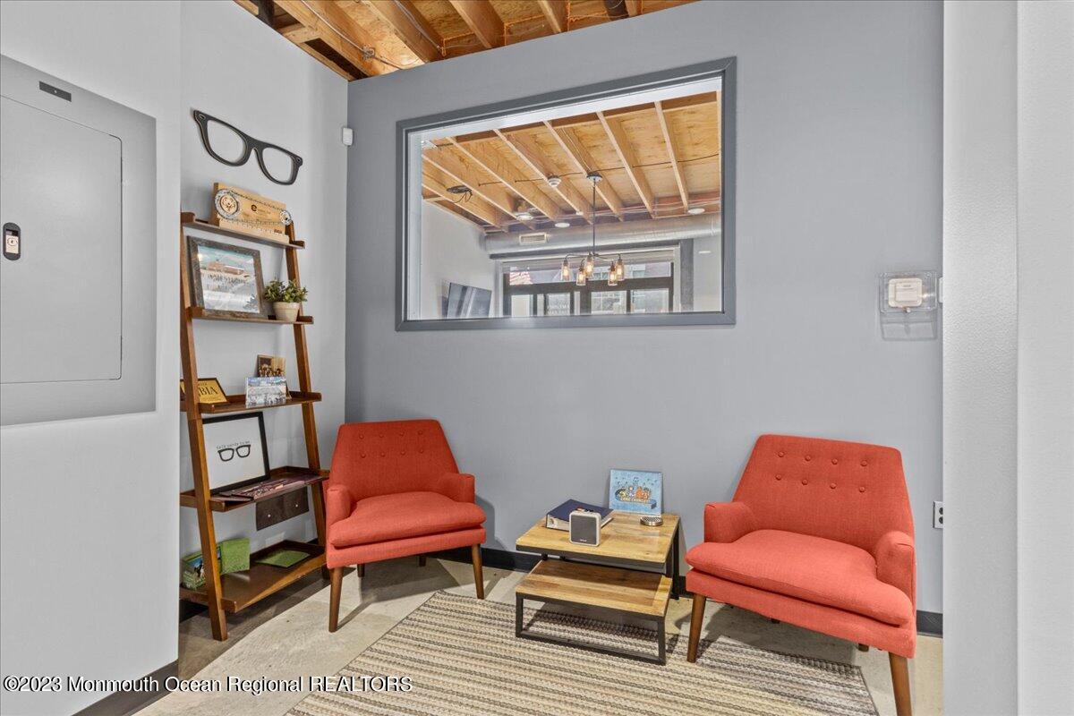 613 Bangs Avenue