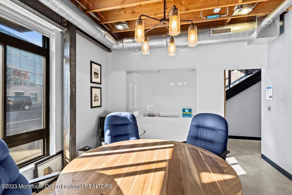 613 Bangs Avenue
