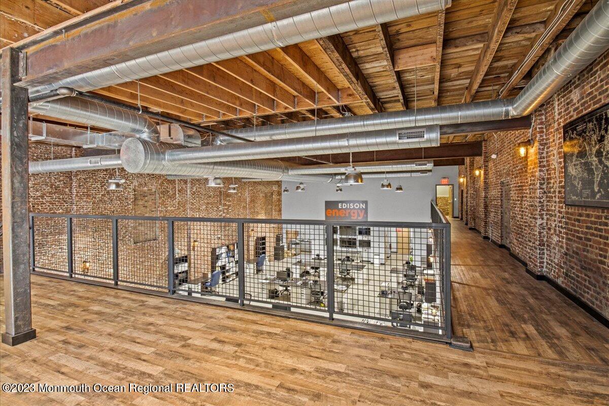 613 Bangs Avenue