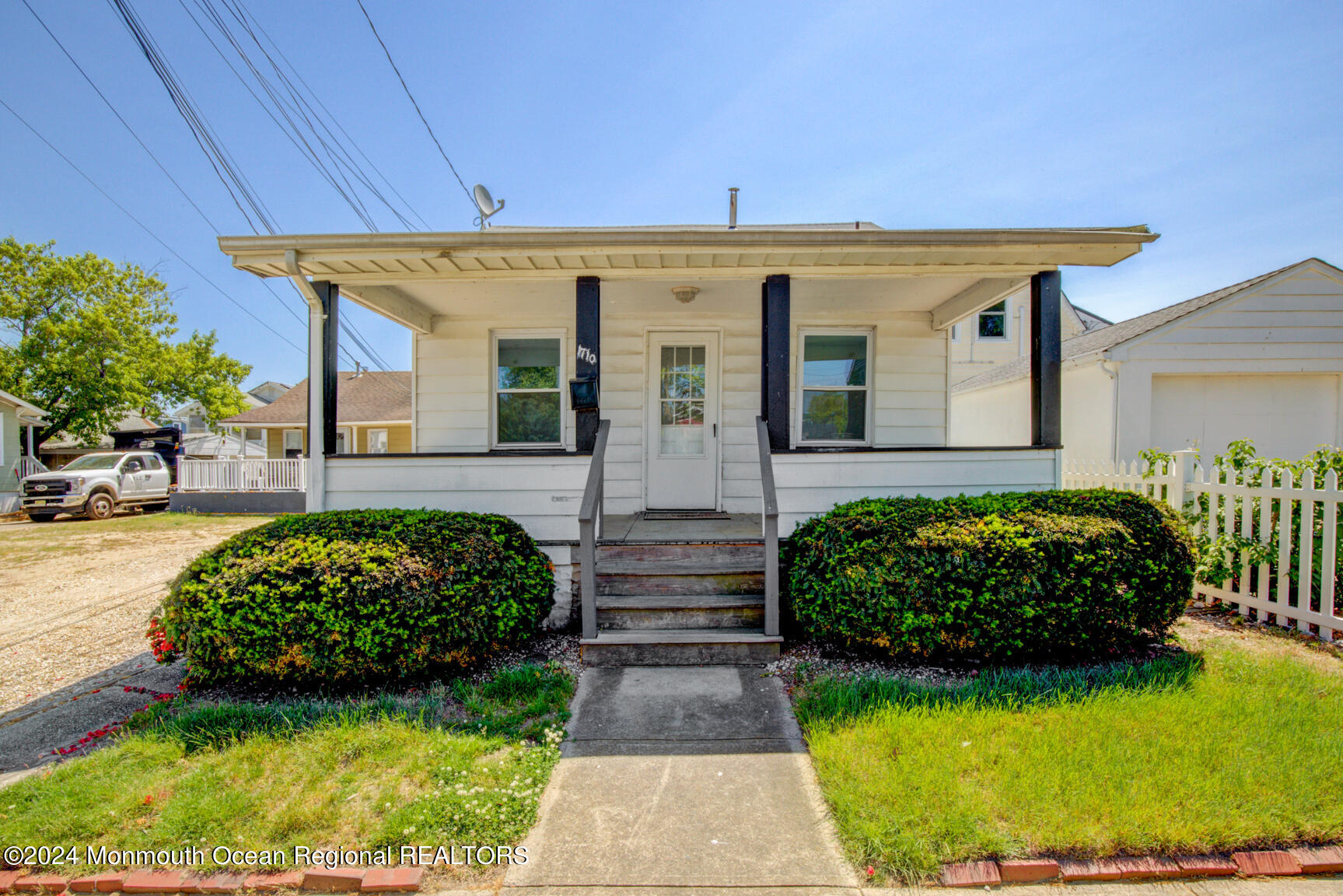 1710 B Street