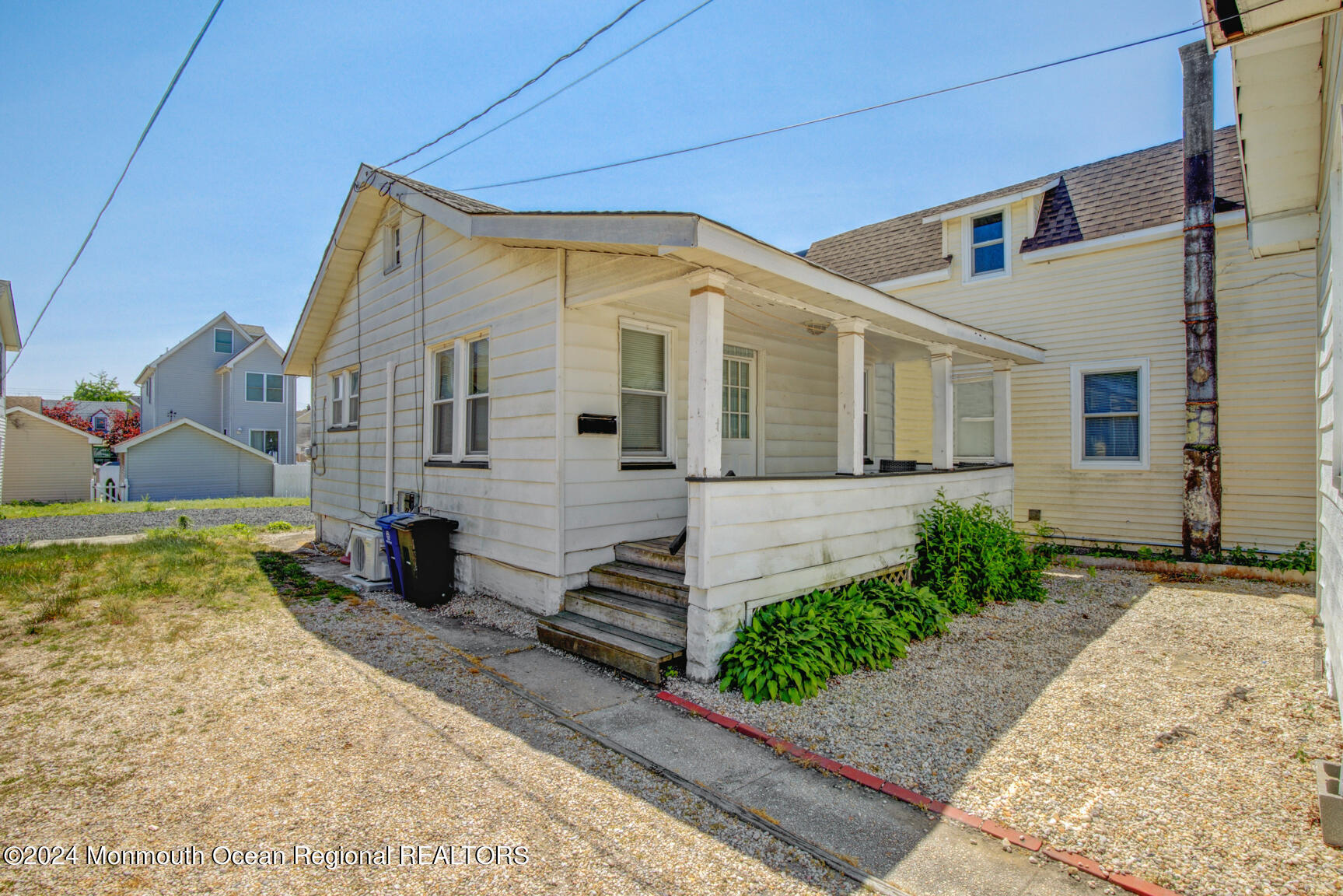 1710 B Street