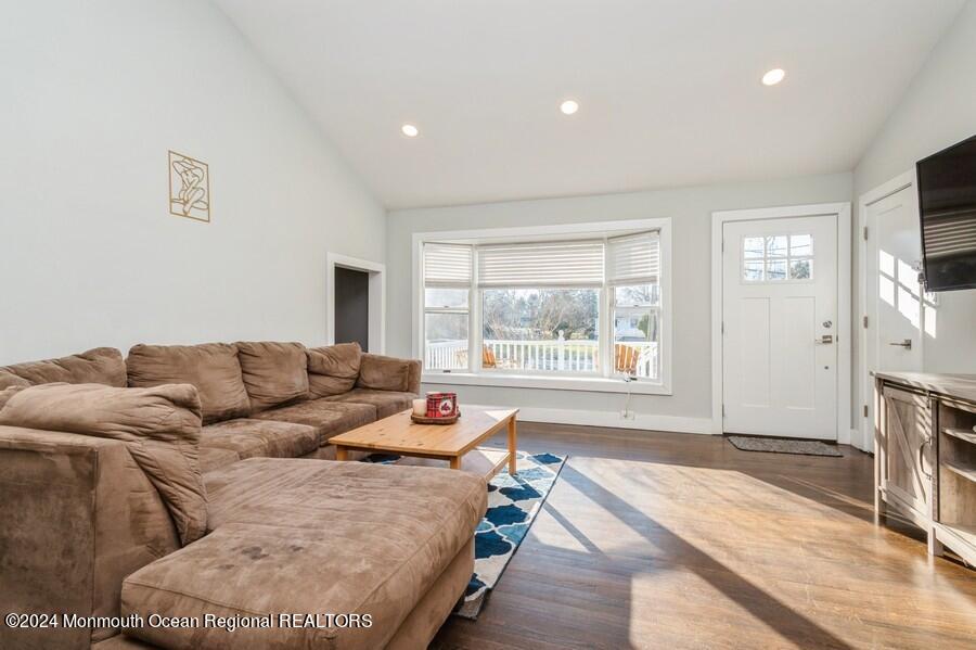 1 Jeanne Drive