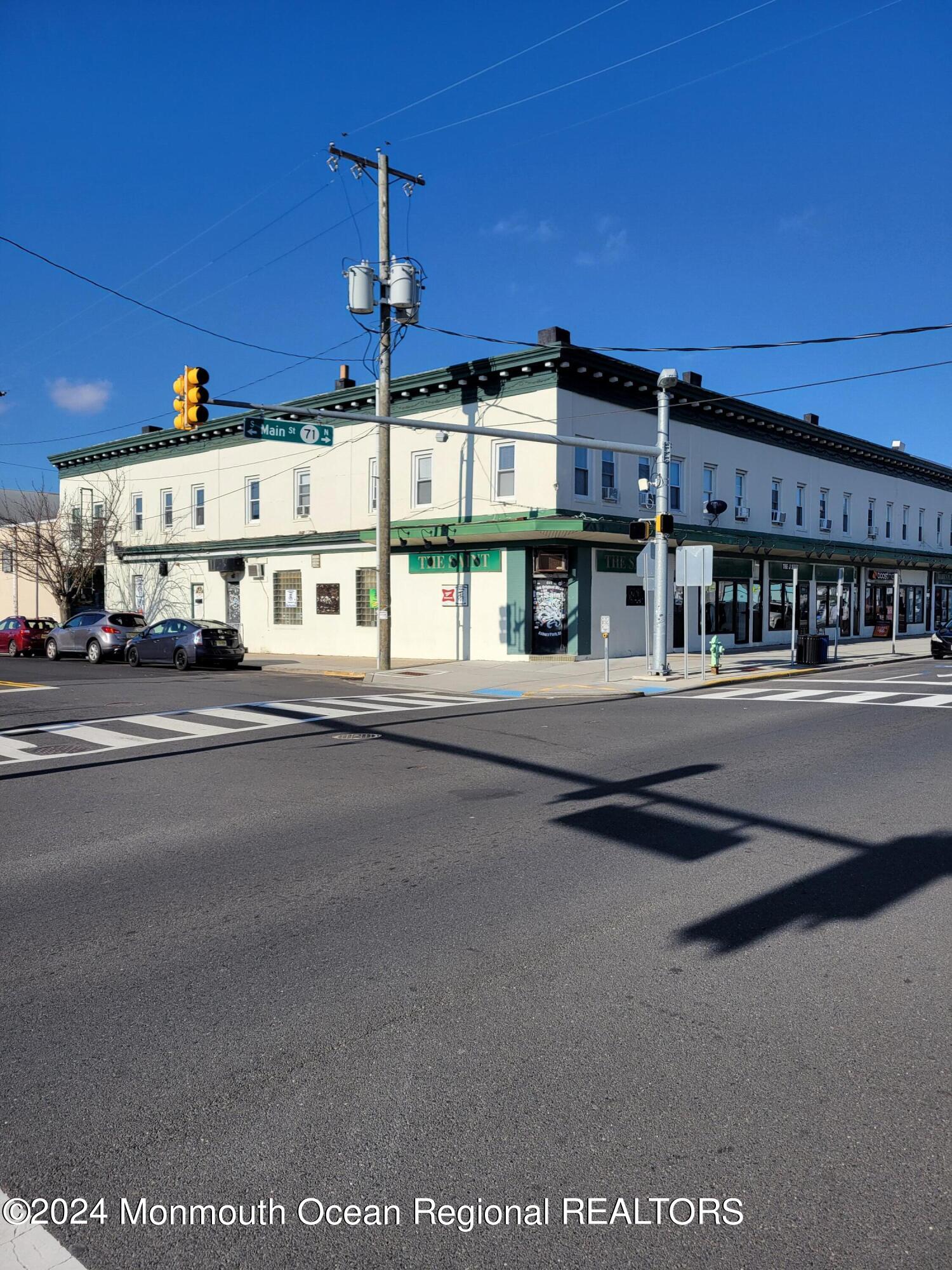 623 Main Street, 601