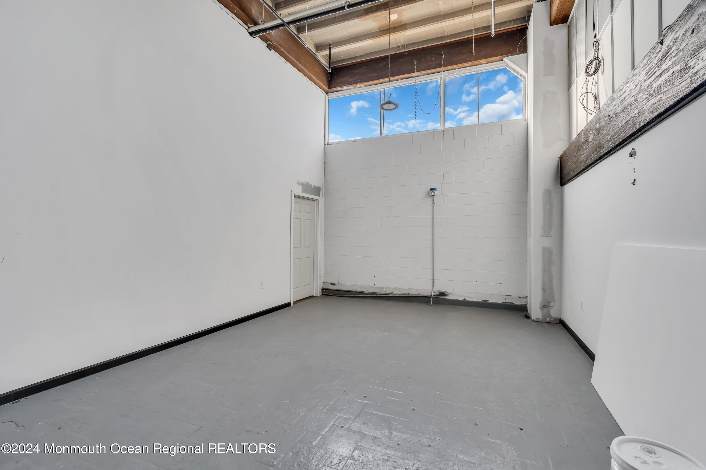 807 Summerfield Avenue, 1C