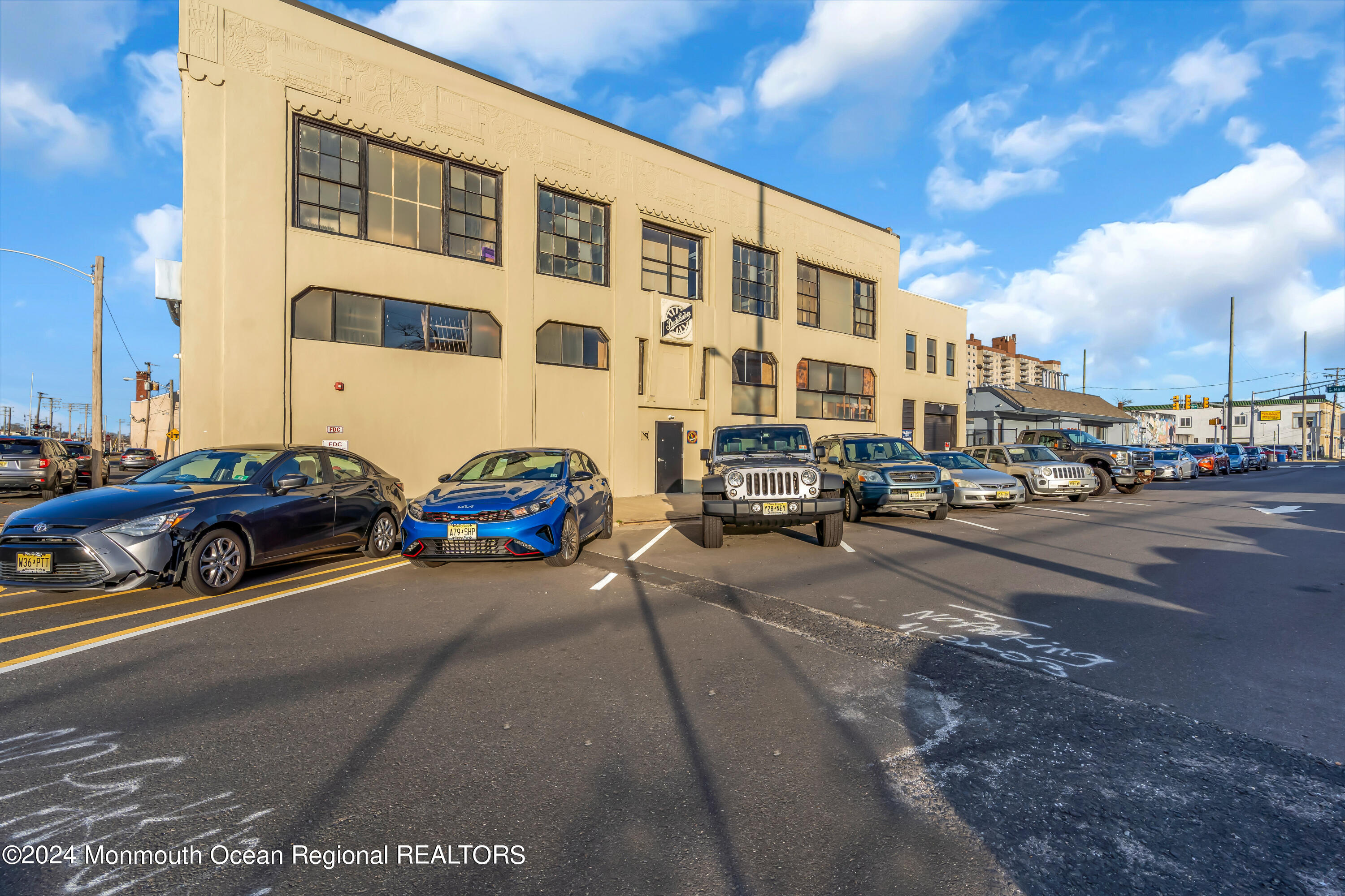 807 Summerfield Avenue, 1C