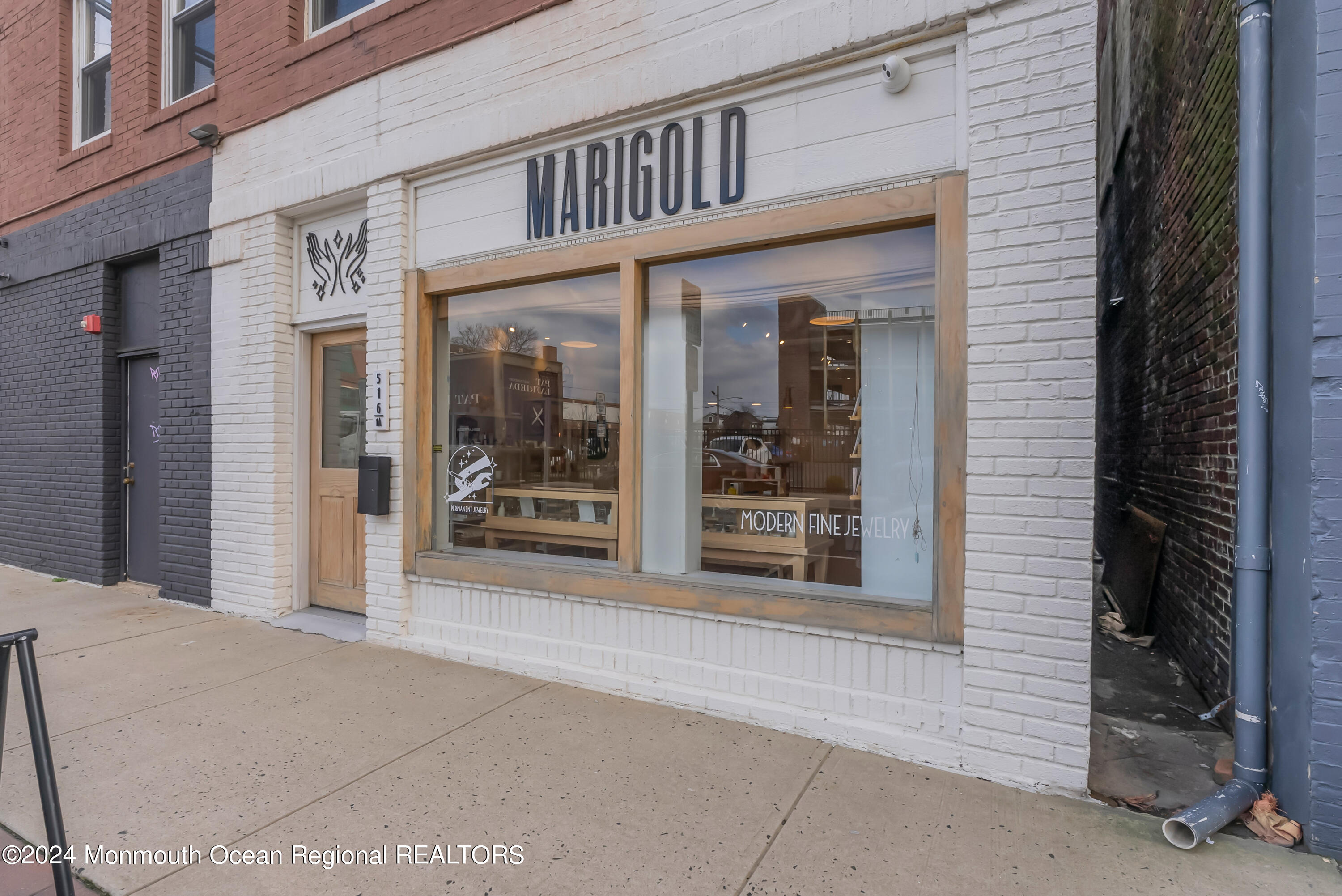516 Summerfield Avenue, 1 A