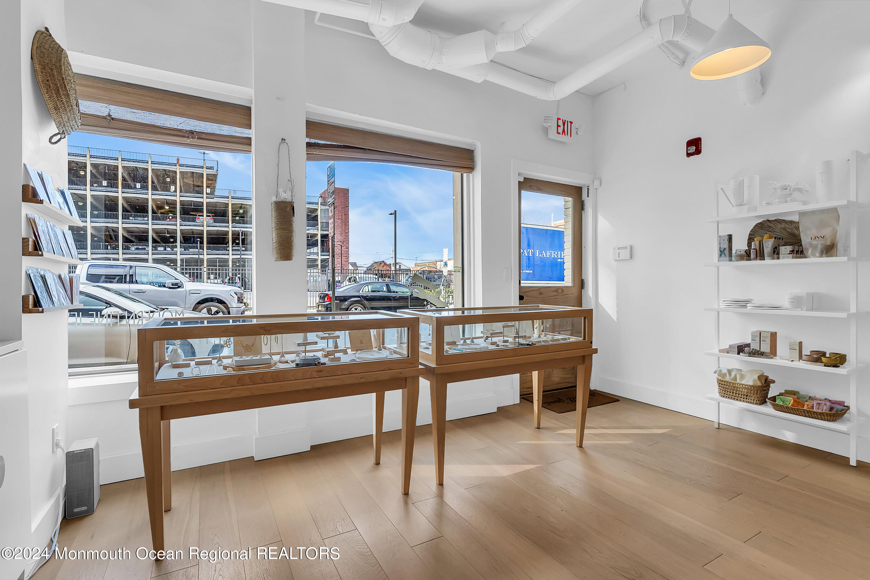 516 Summerfield Avenue, 1 A
