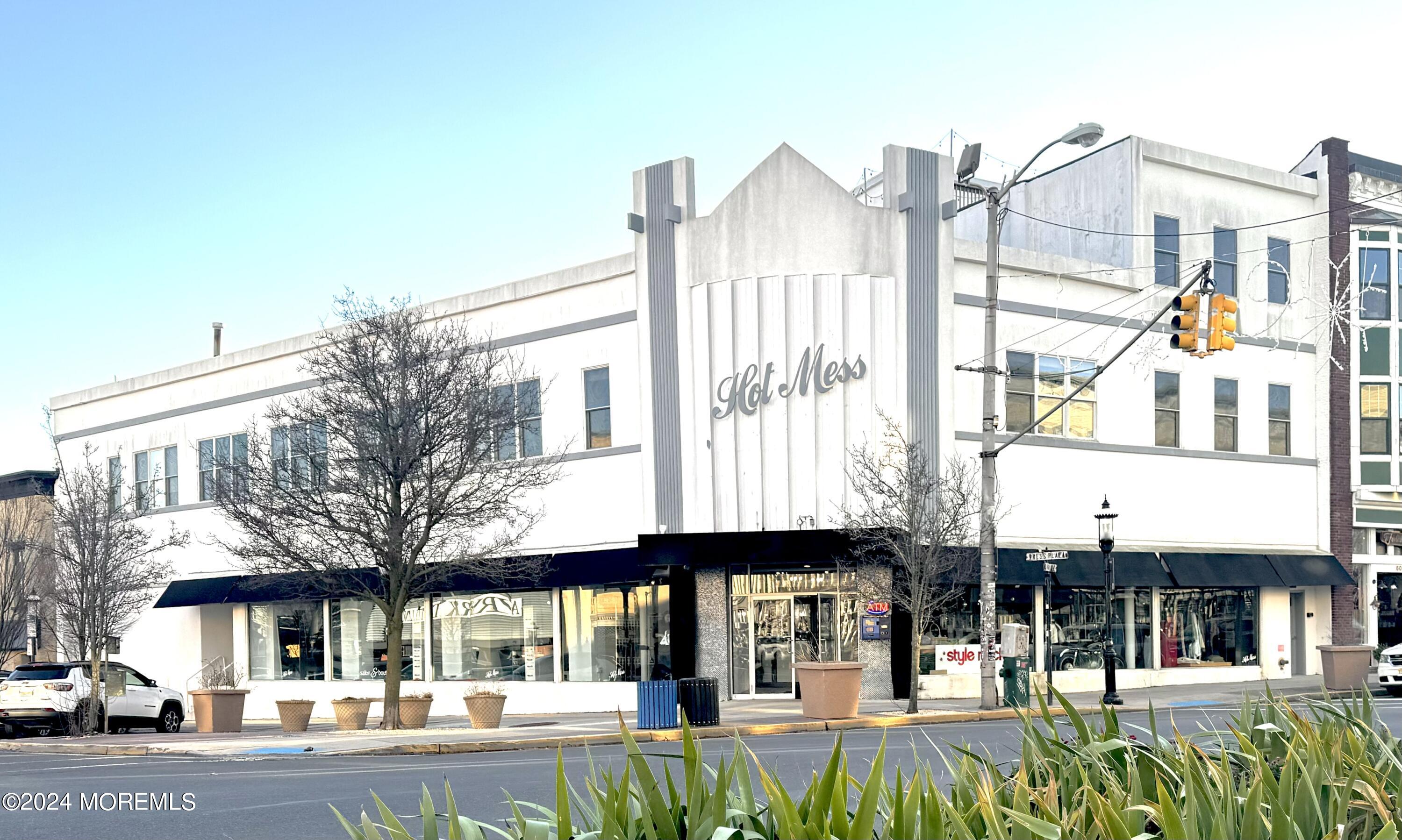 600 Cookman Avenue, 101