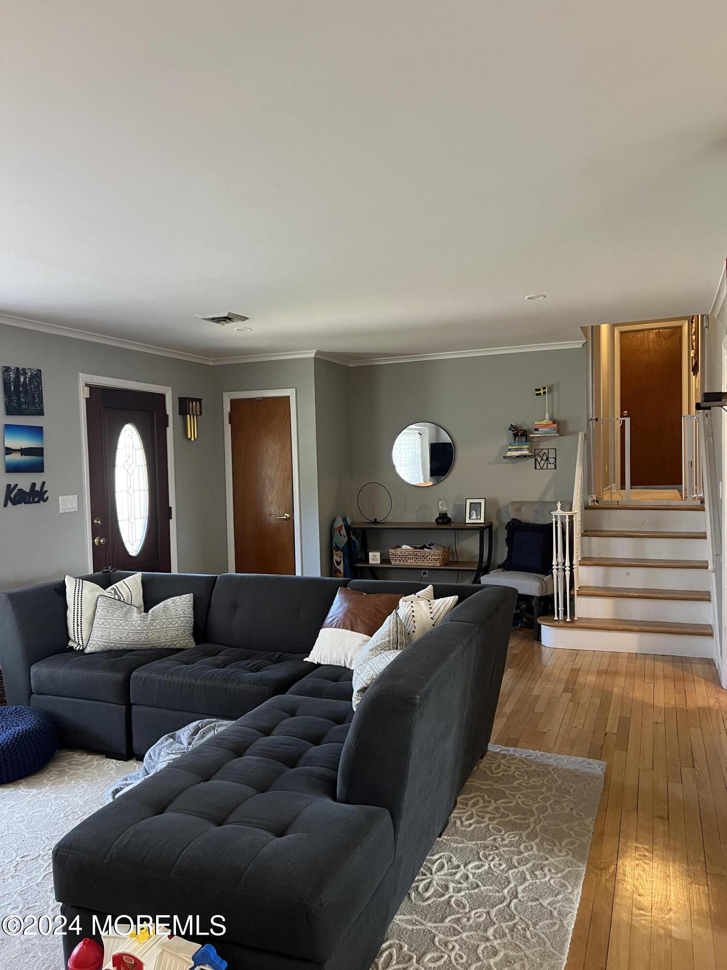 304 Oxford Way