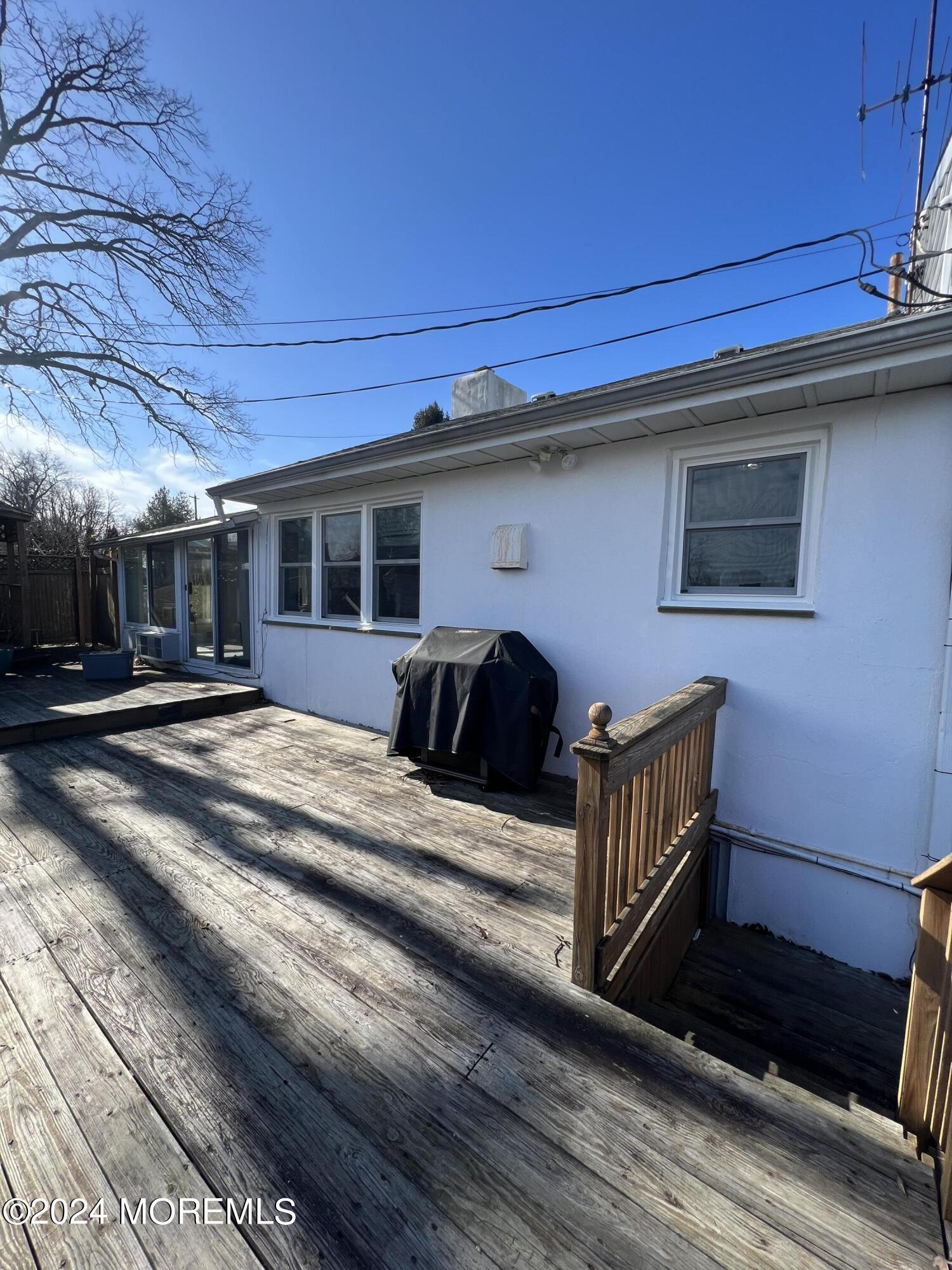 304 Oxford Way