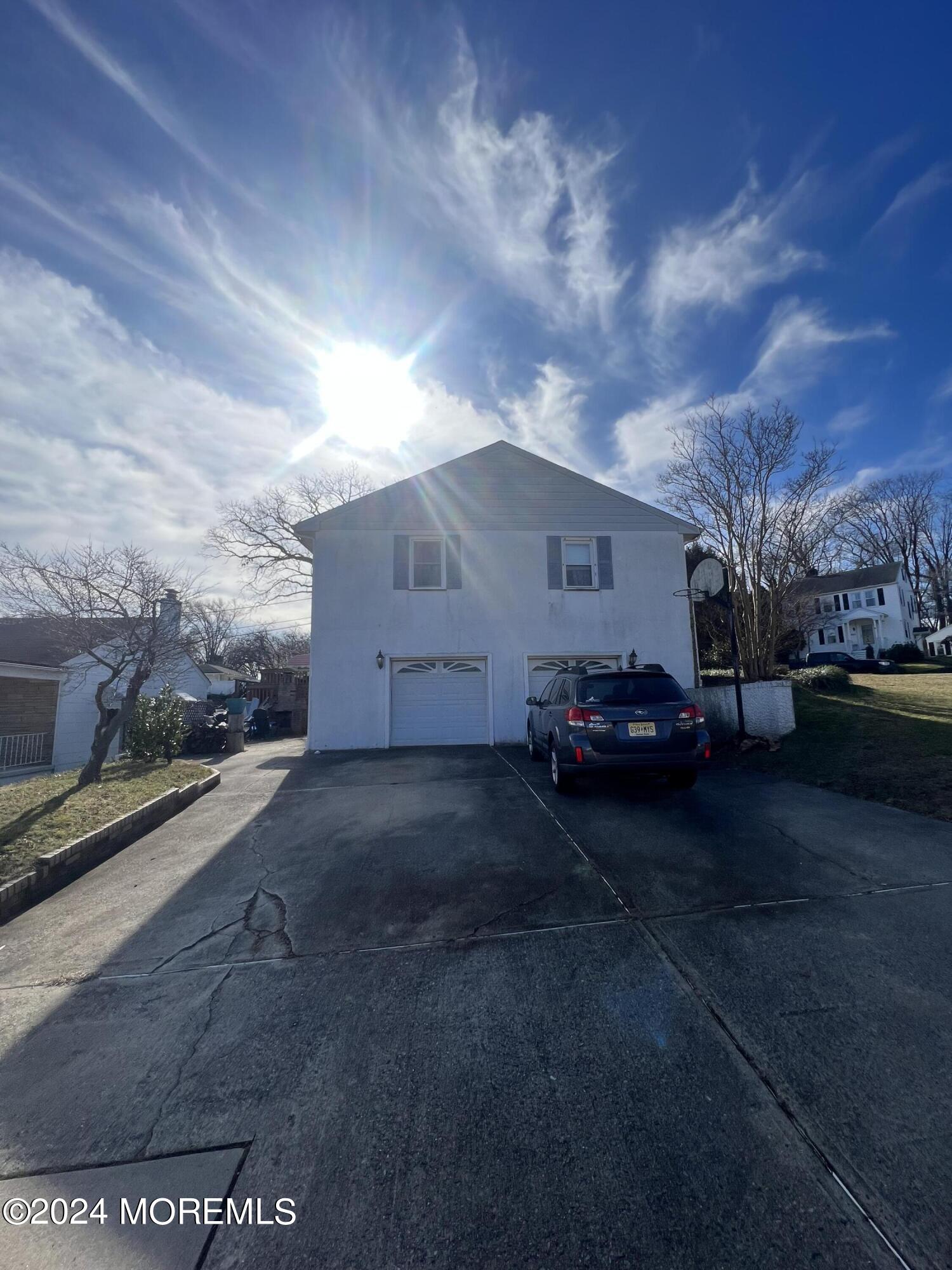 304 Oxford Way