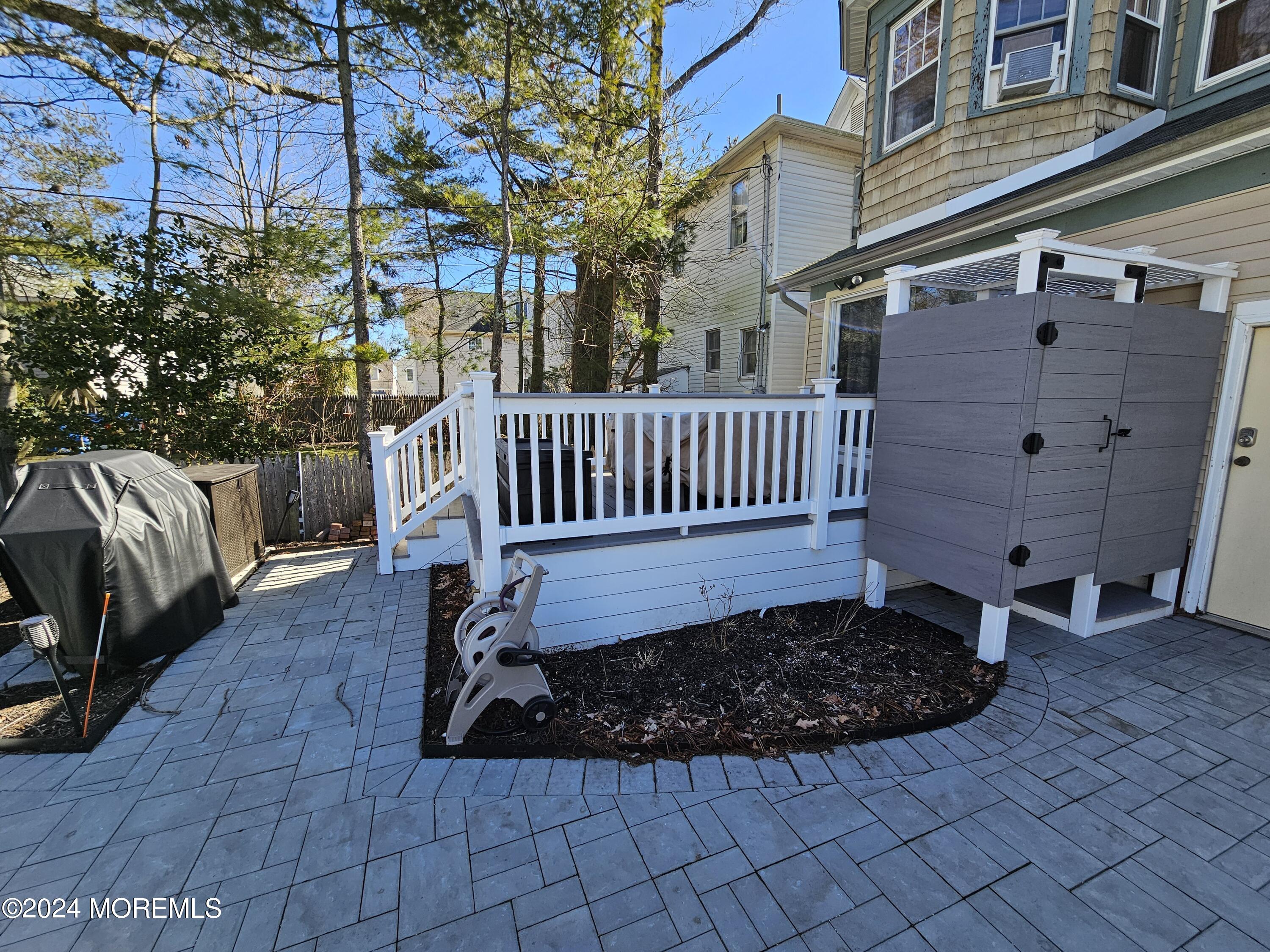 310 Brinley Avenue