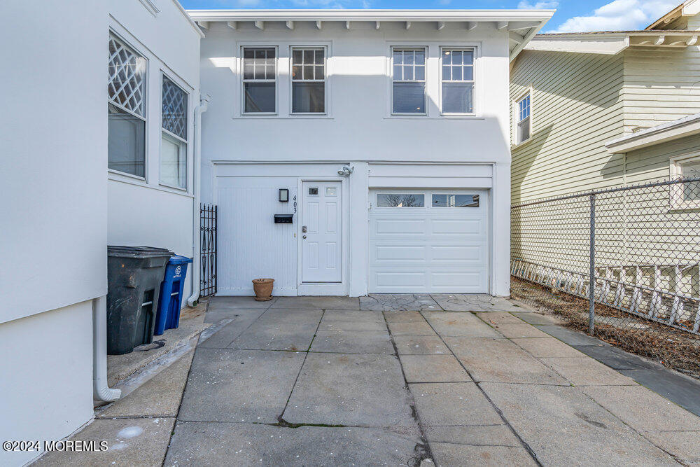 405 Sunset Avenue