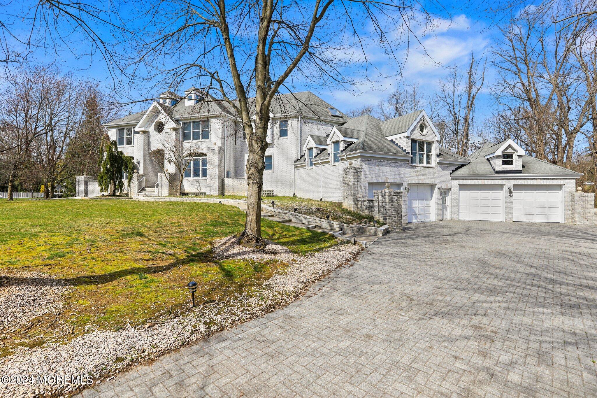 8 Canby Drive