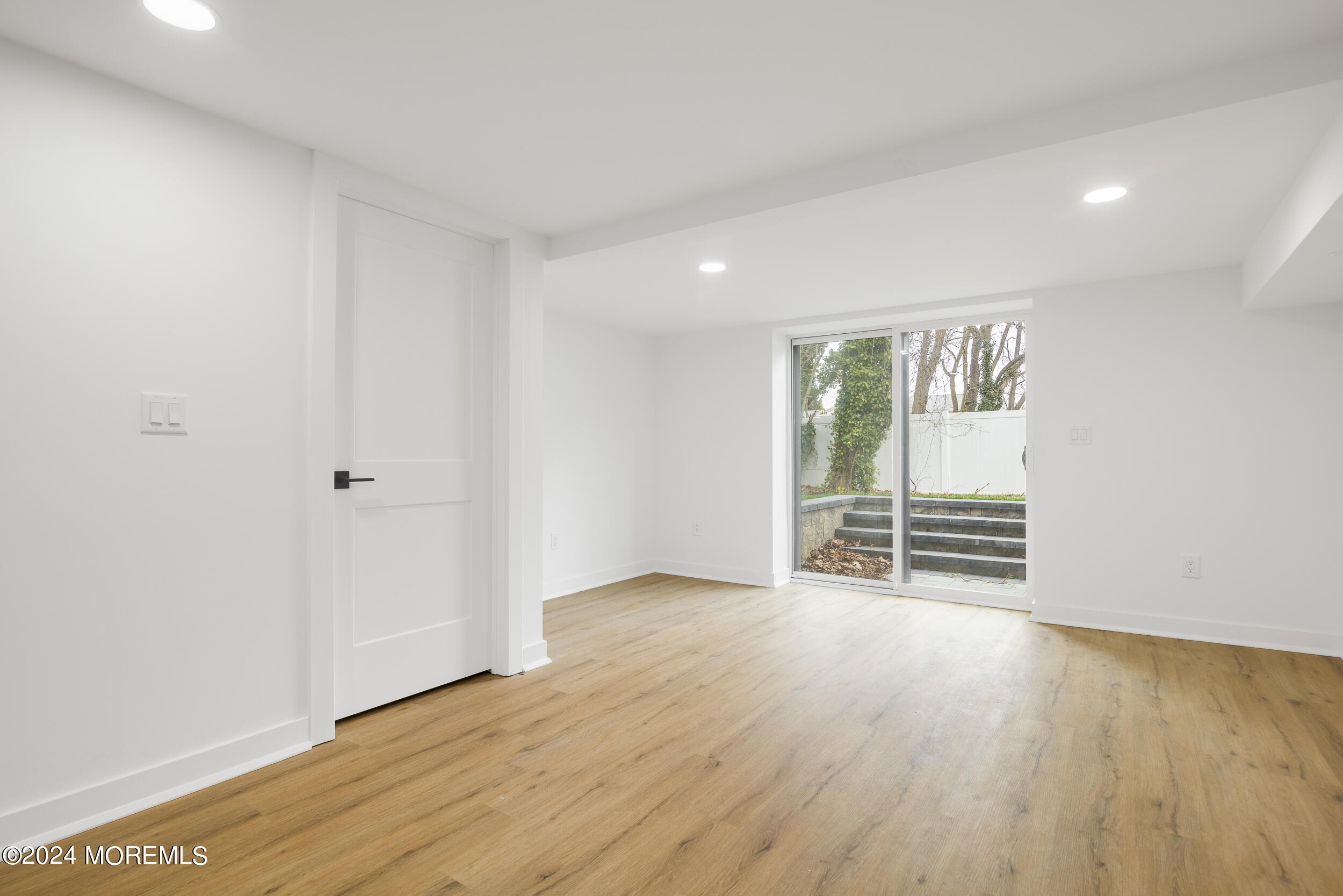 33 Cedar Avenue