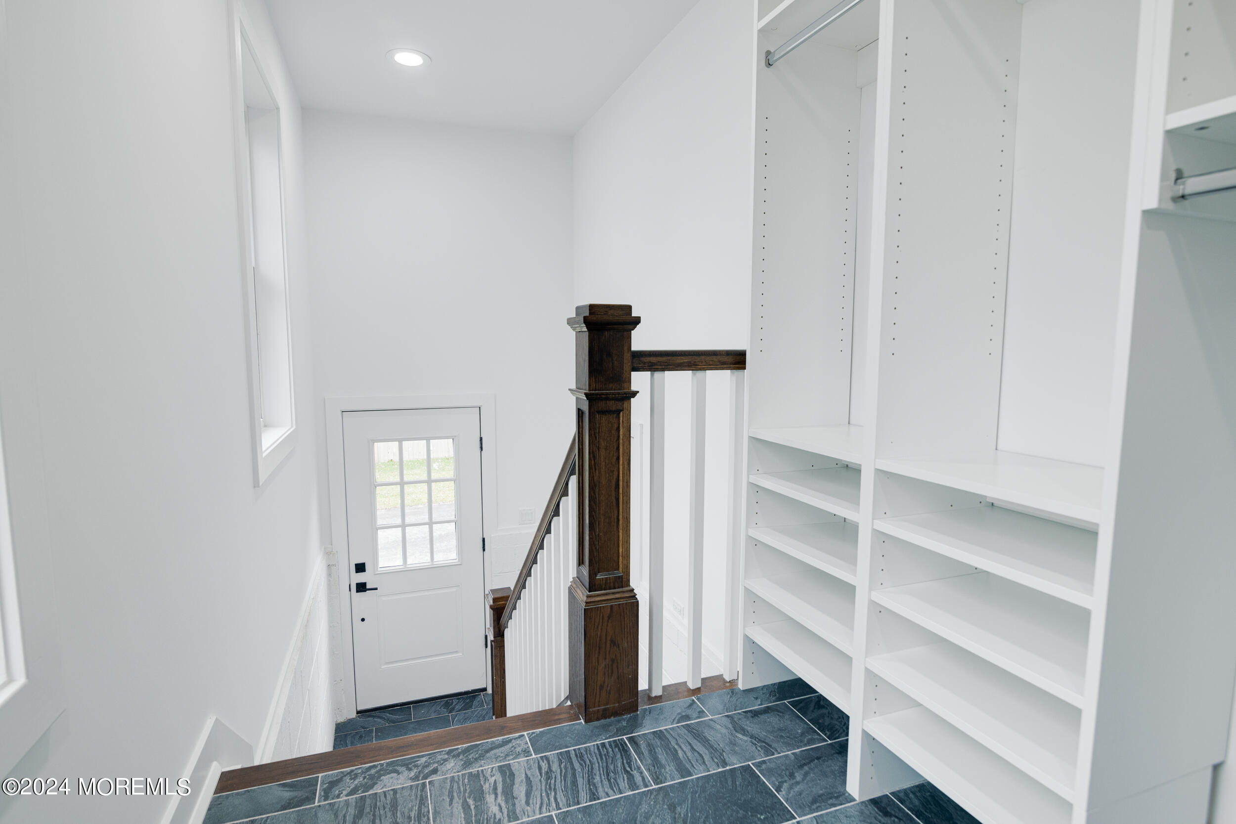 33 Cedar Avenue