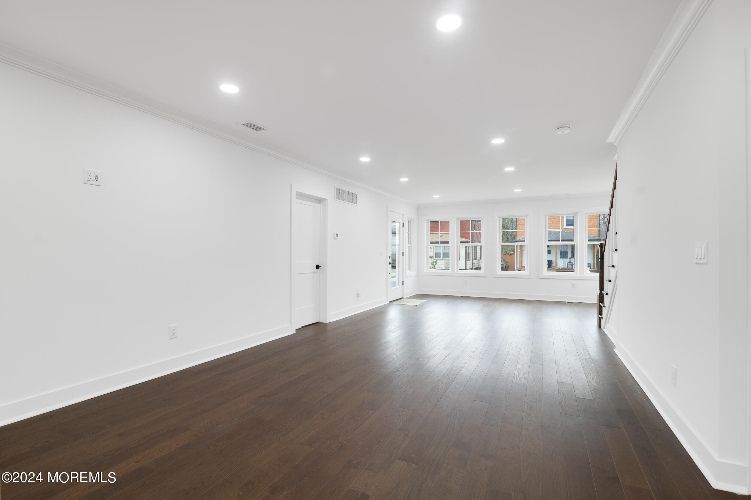 33 Cedar Avenue