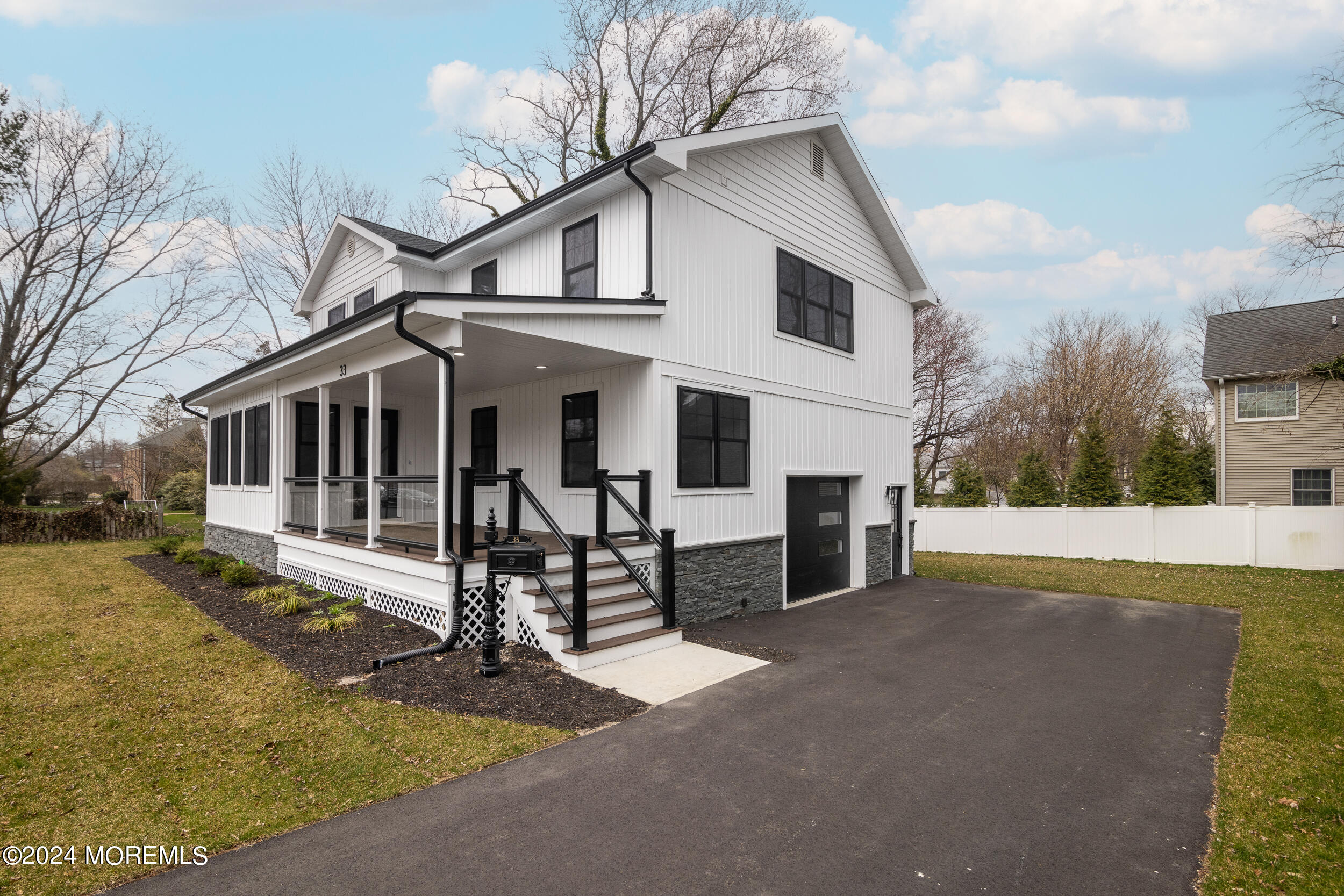 33 Cedar Avenue