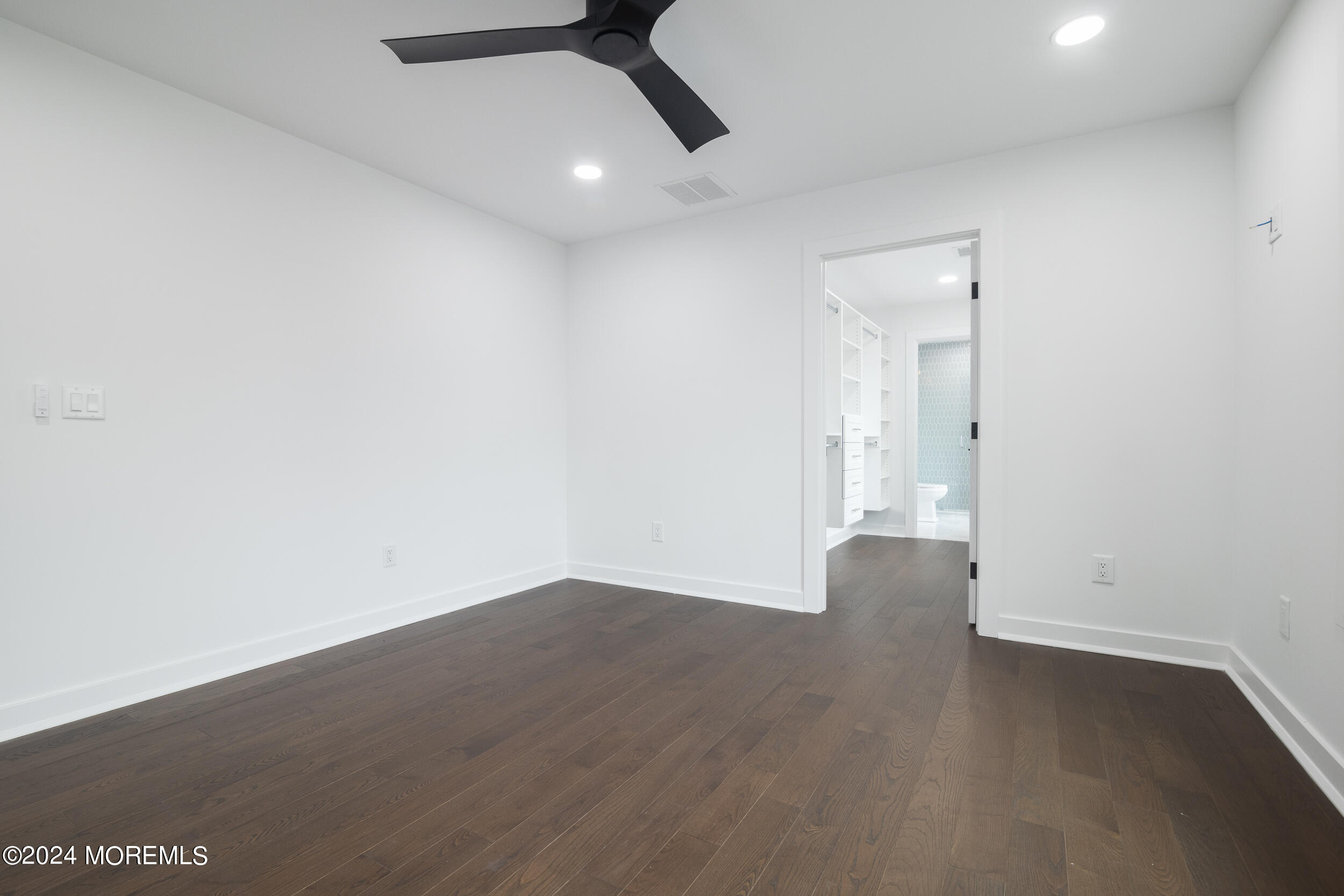 33 Cedar Avenue