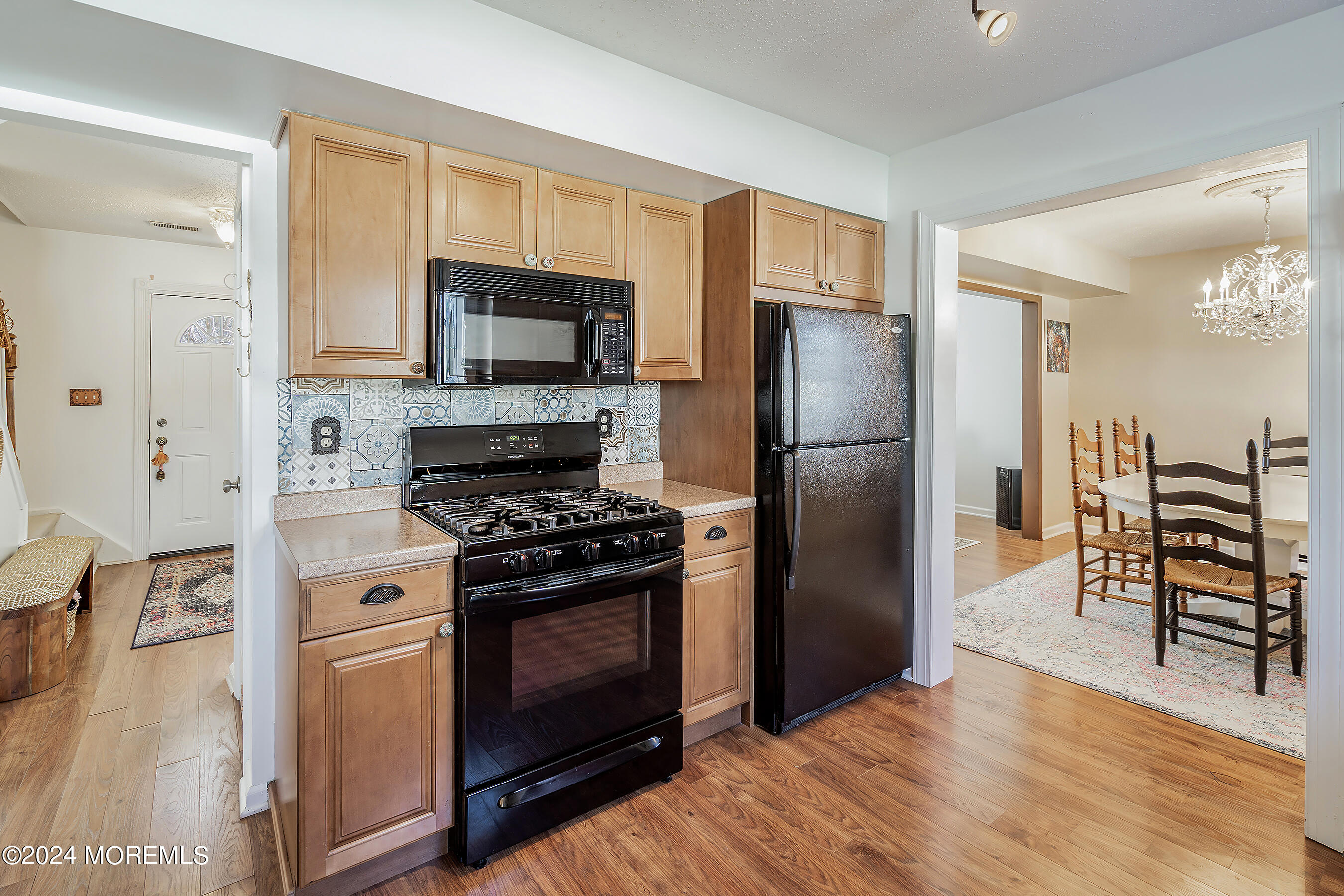 12 Gladiola Drive