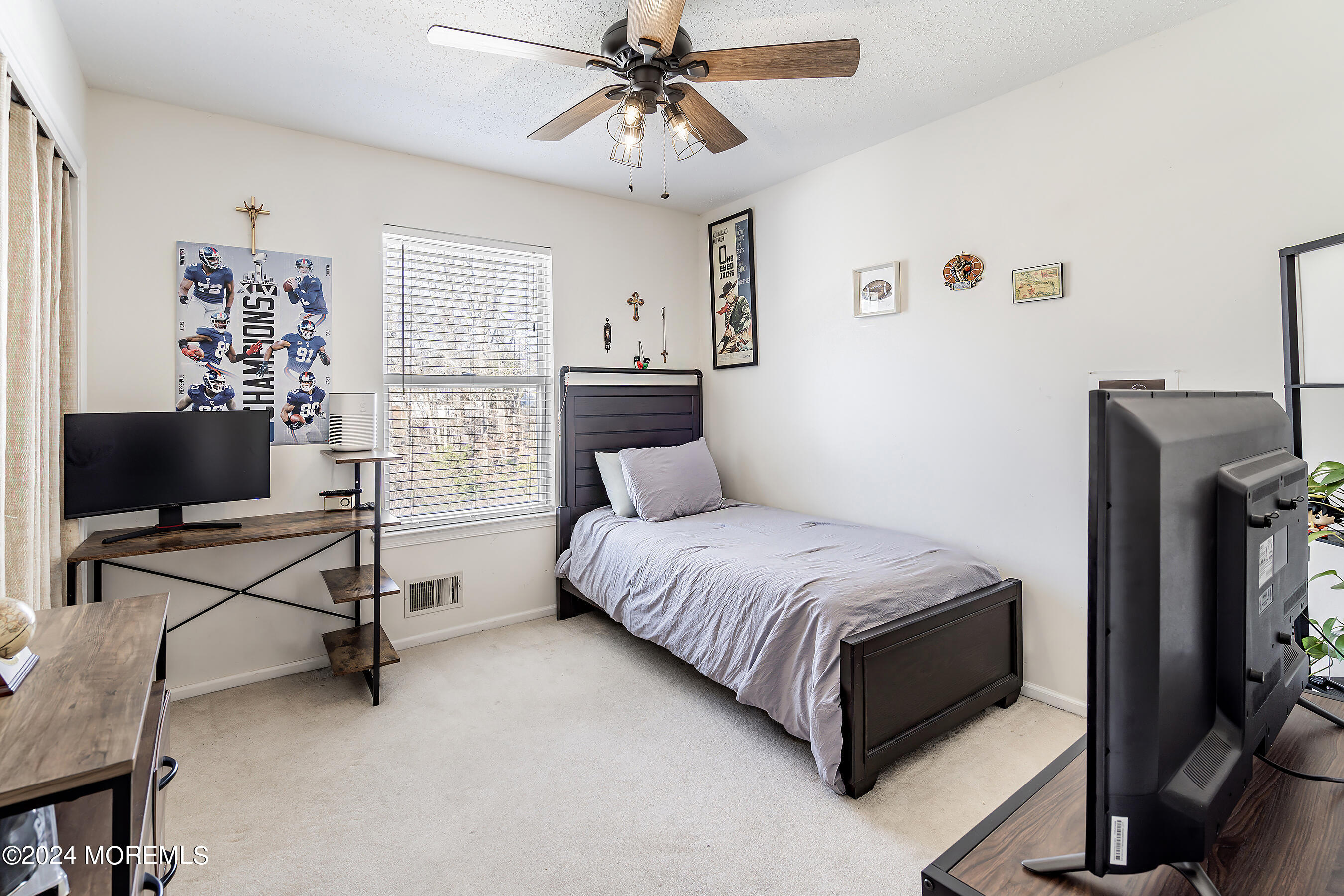 12 Gladiola Drive