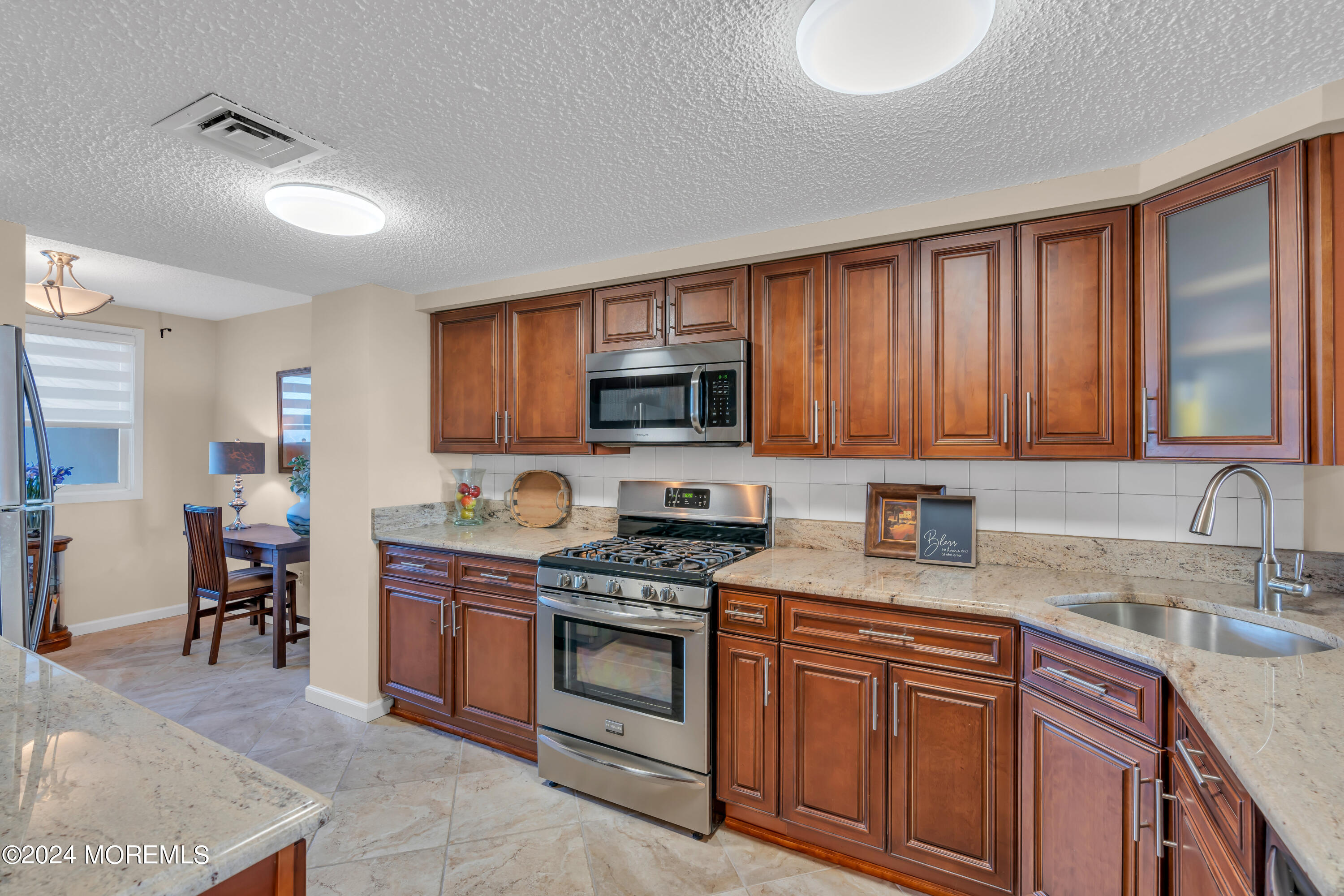 422 Ocean Boulevard N, 3D