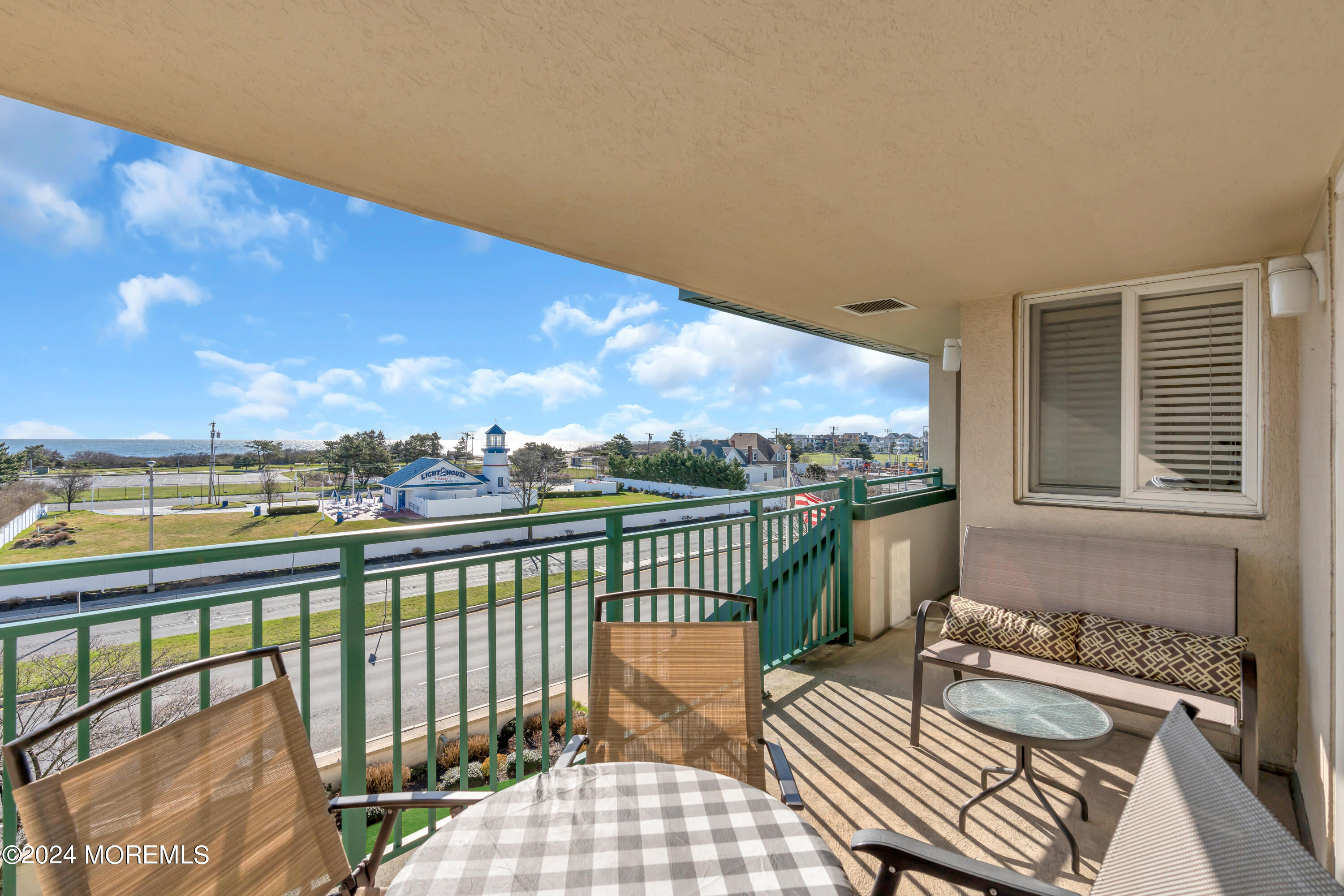 422 Ocean Boulevard N, 3D