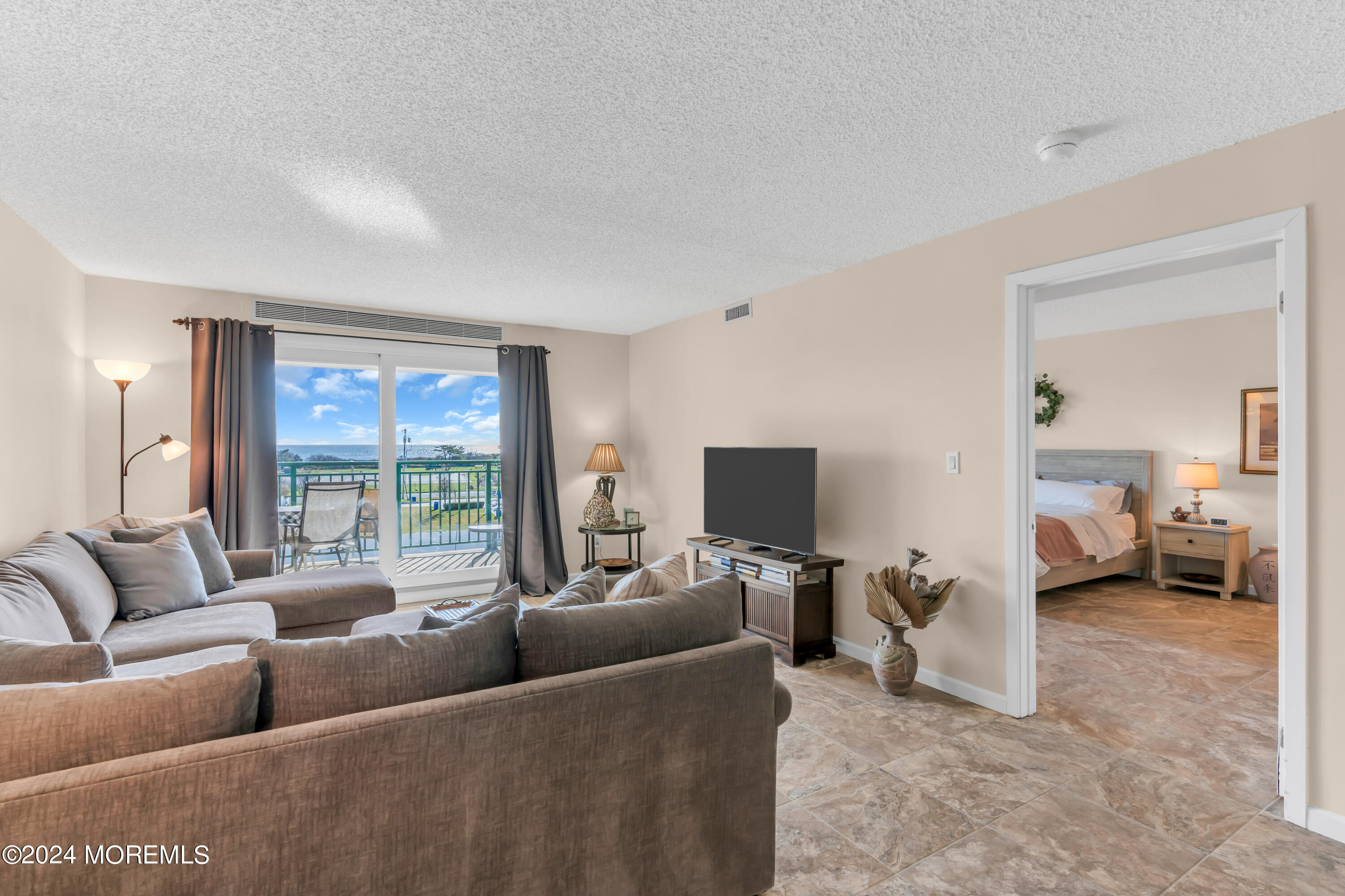422 Ocean Boulevard N, 3D