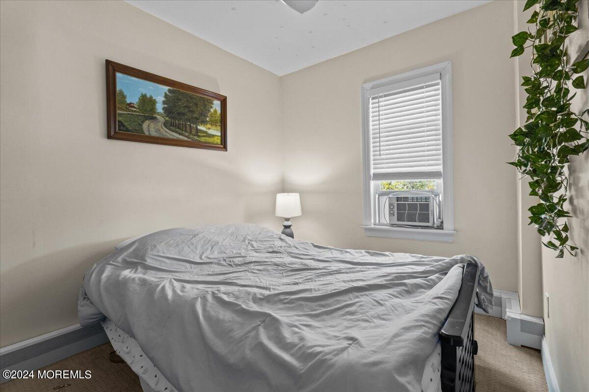 34 & 1/2 South Avenue