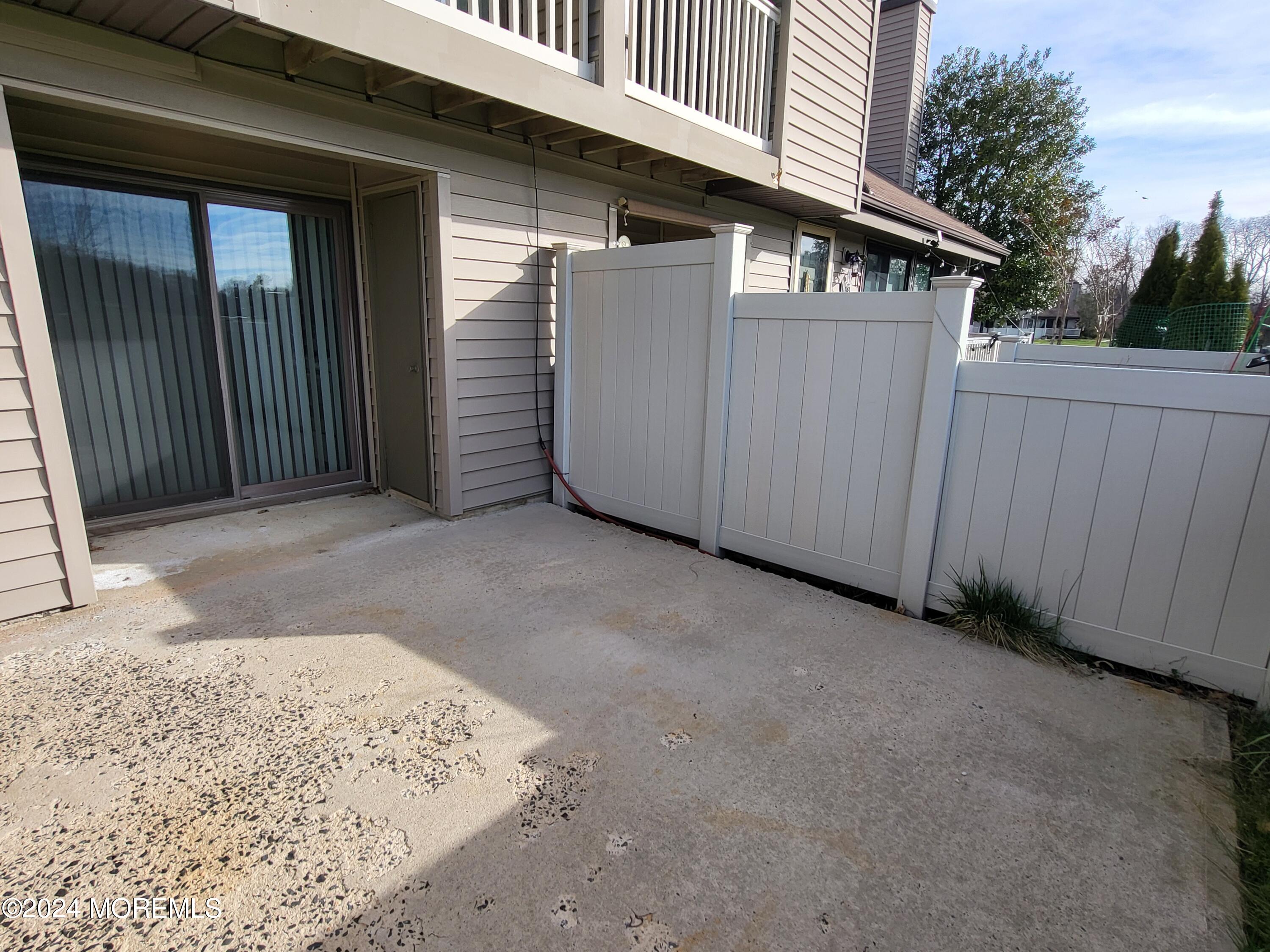 99 Cotswold Circle