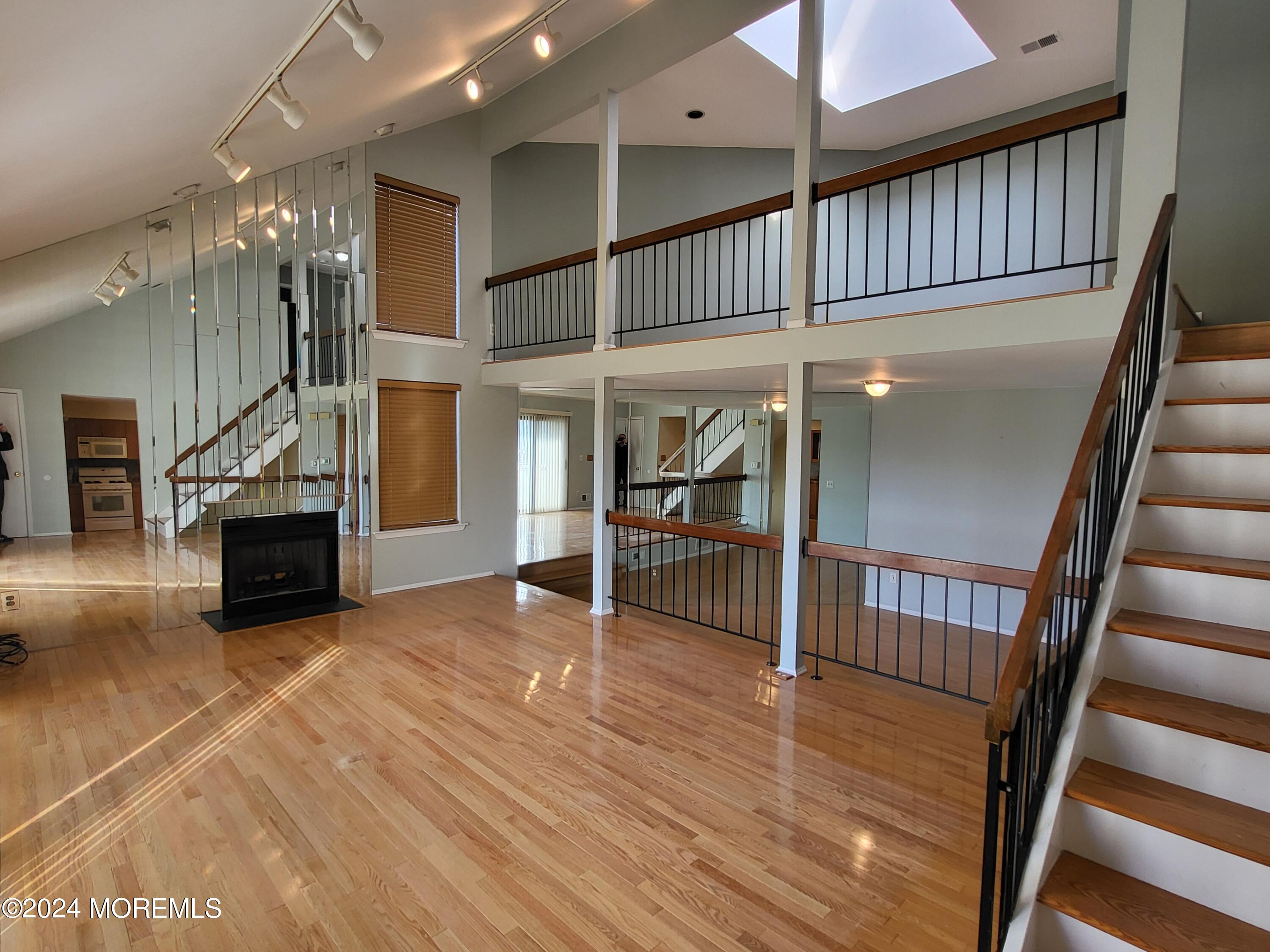99 Cotswold Circle