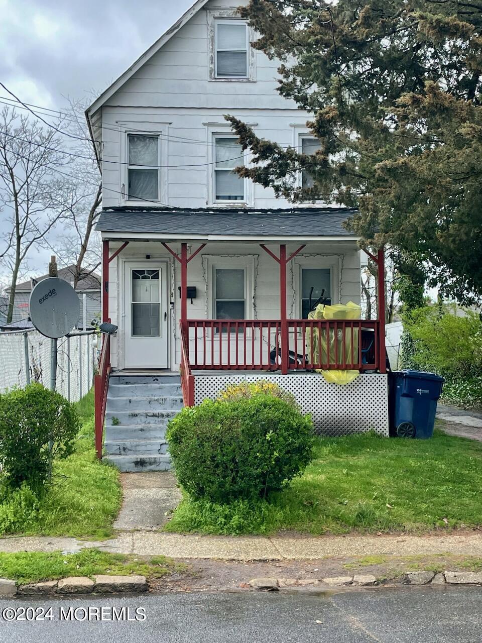 10 Ridge Avenue