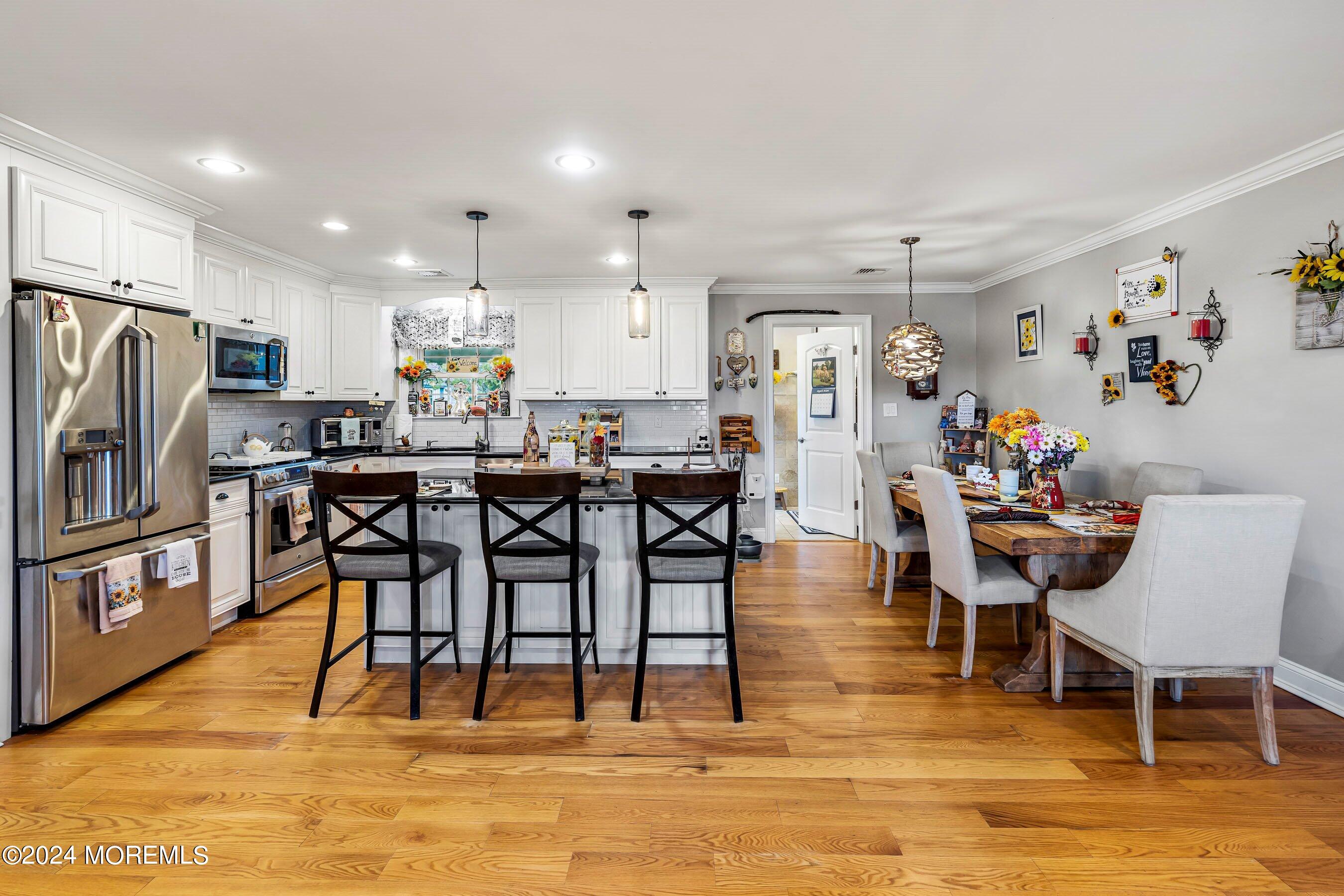 39 W Cove Road
