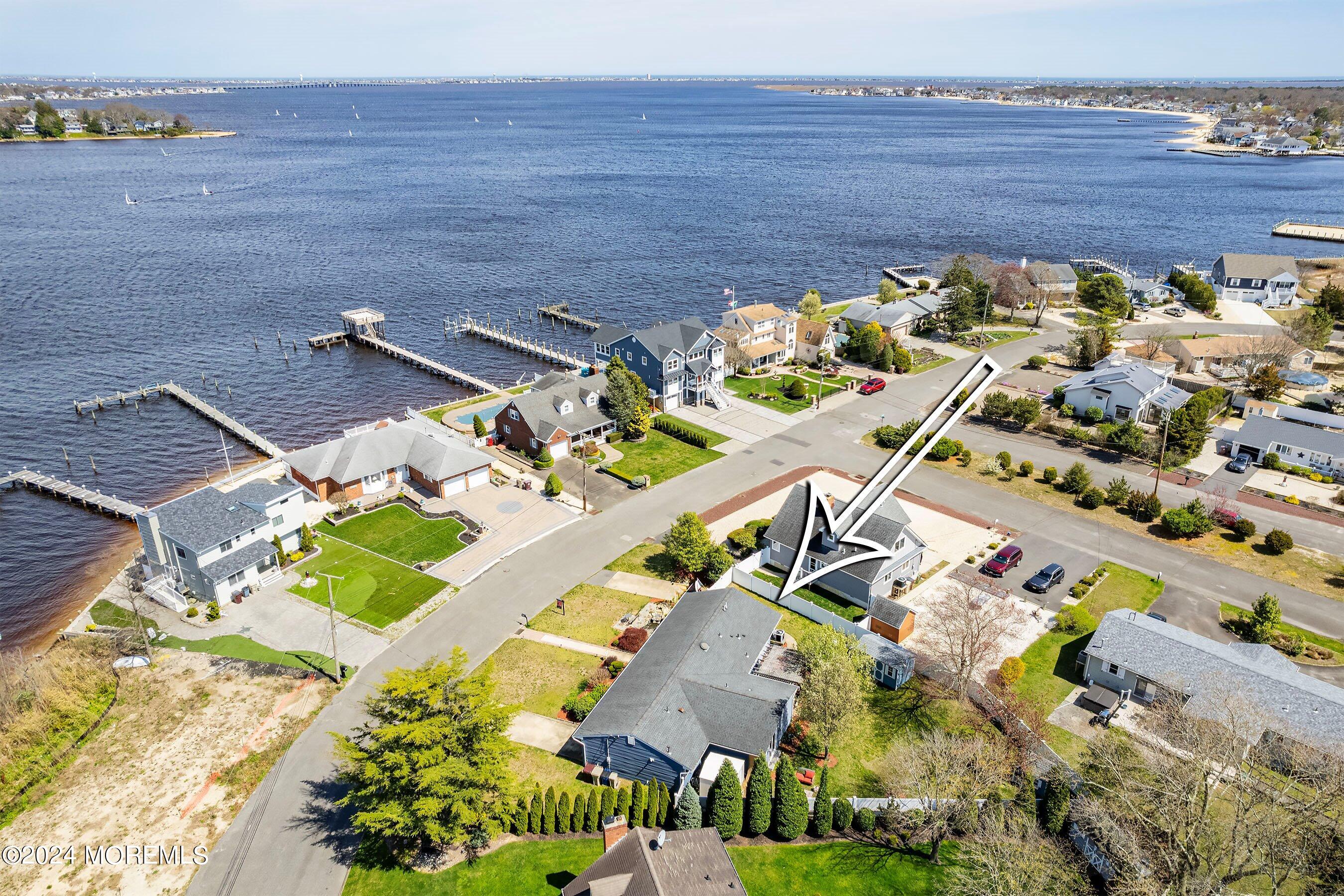 39 W Cove Road