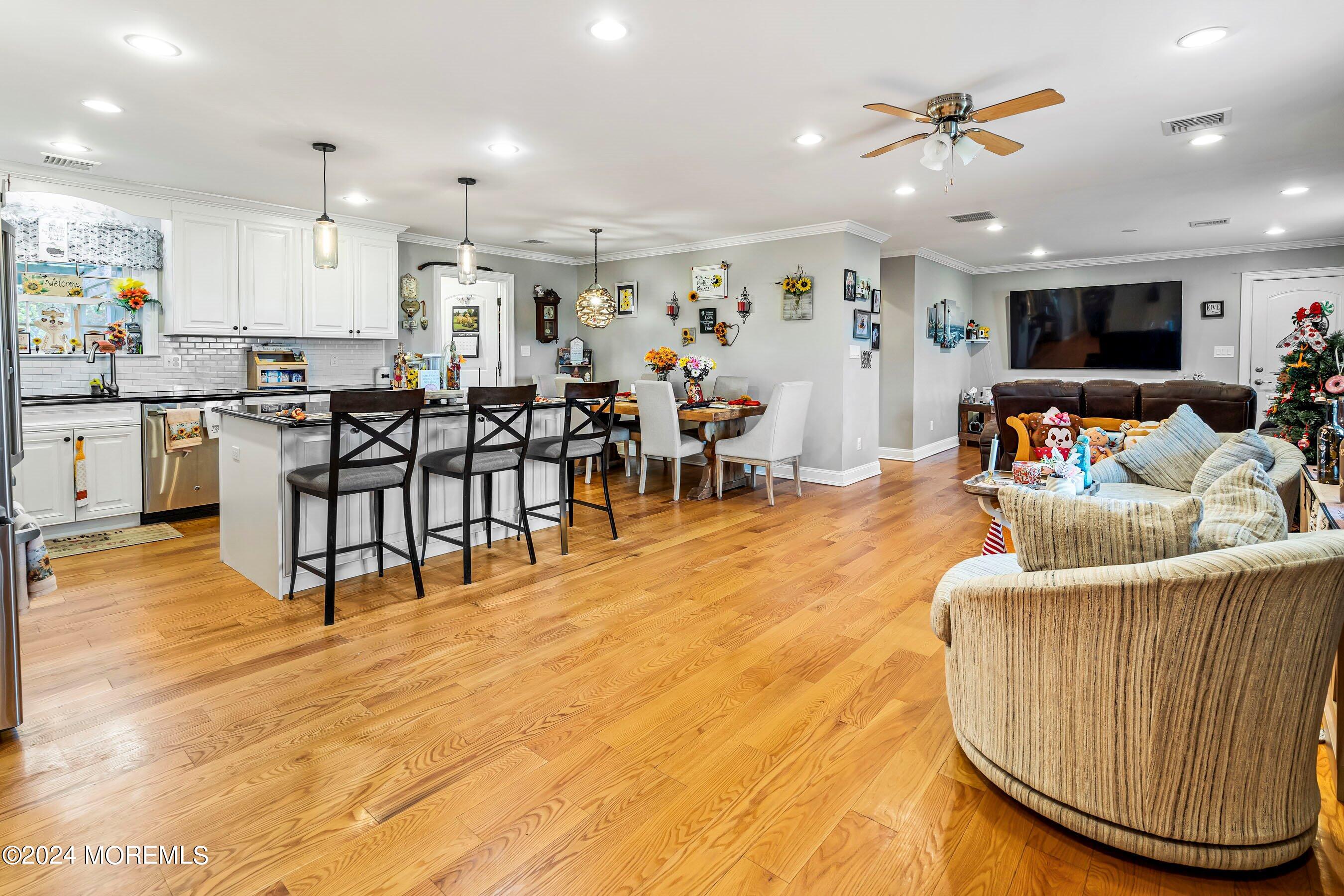 39 W Cove Road