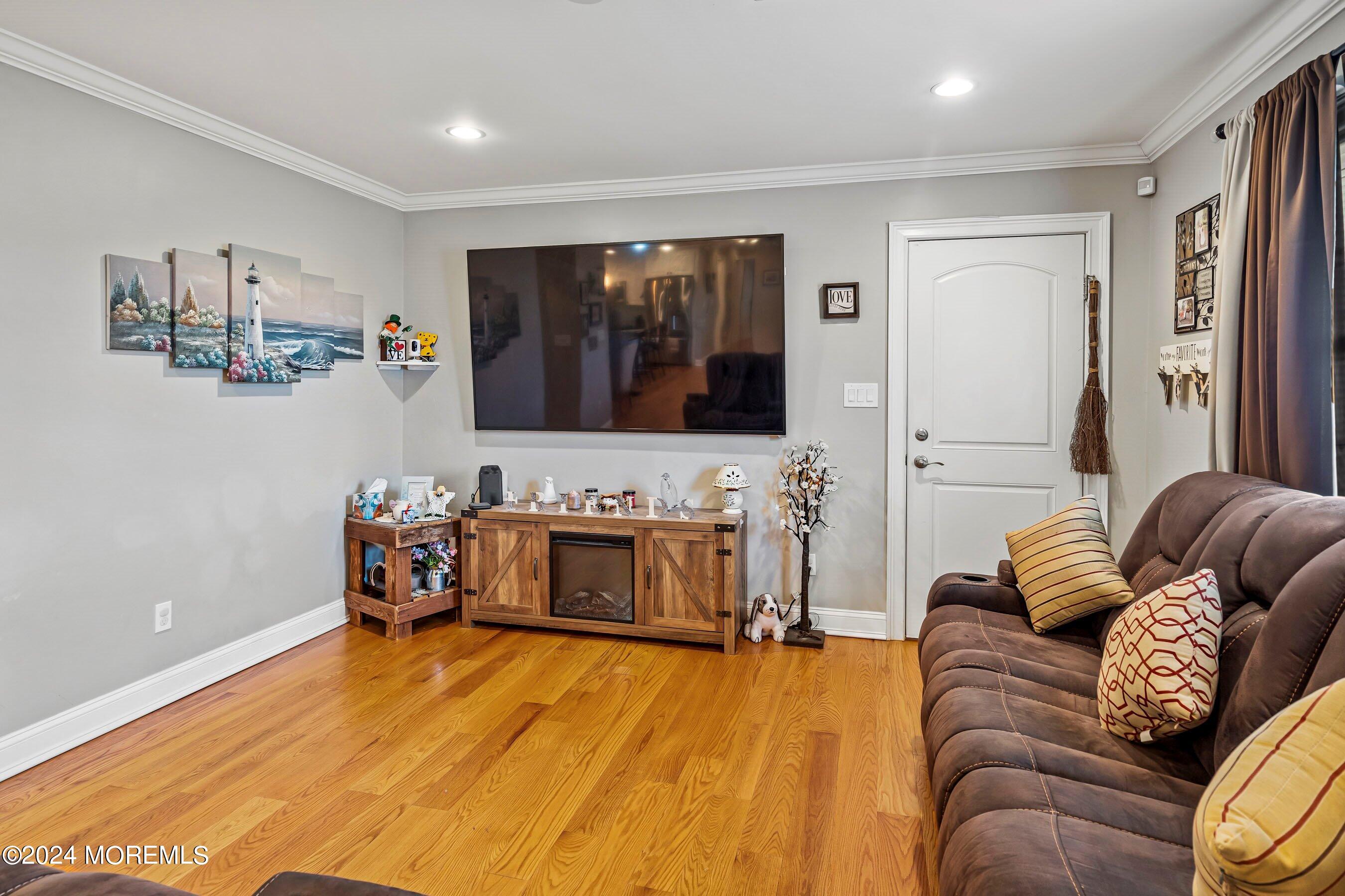 39 W Cove Road