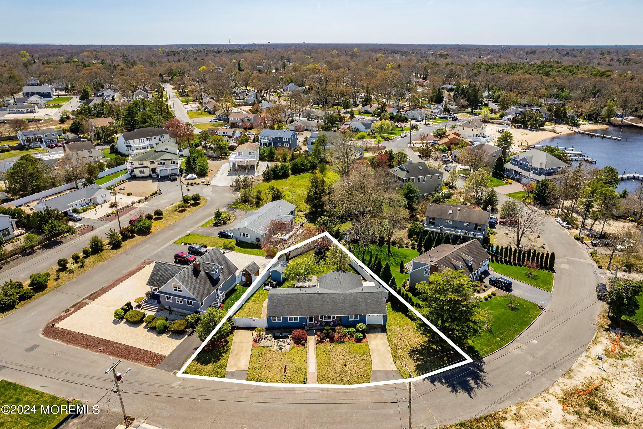 39 W Cove Road