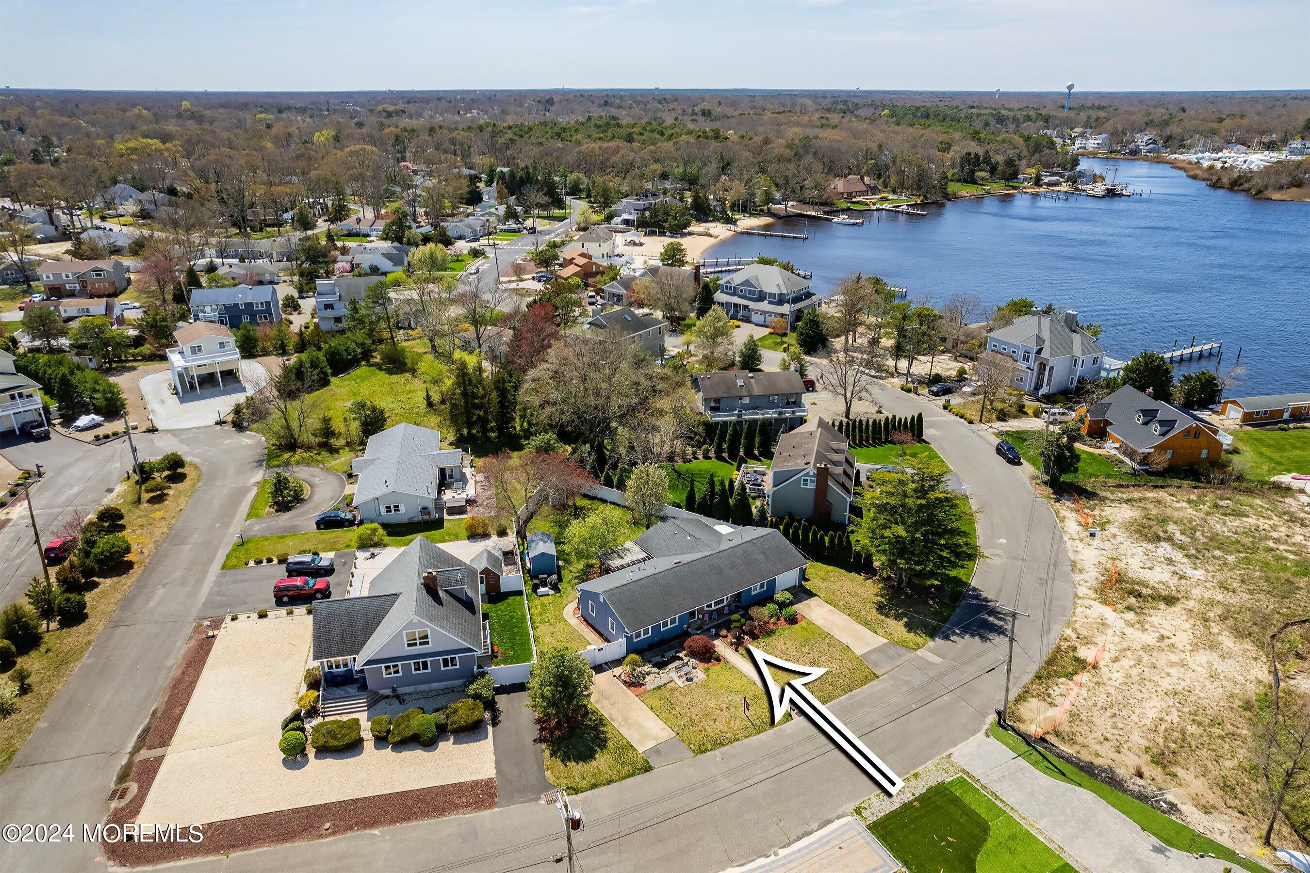 39 W Cove Road