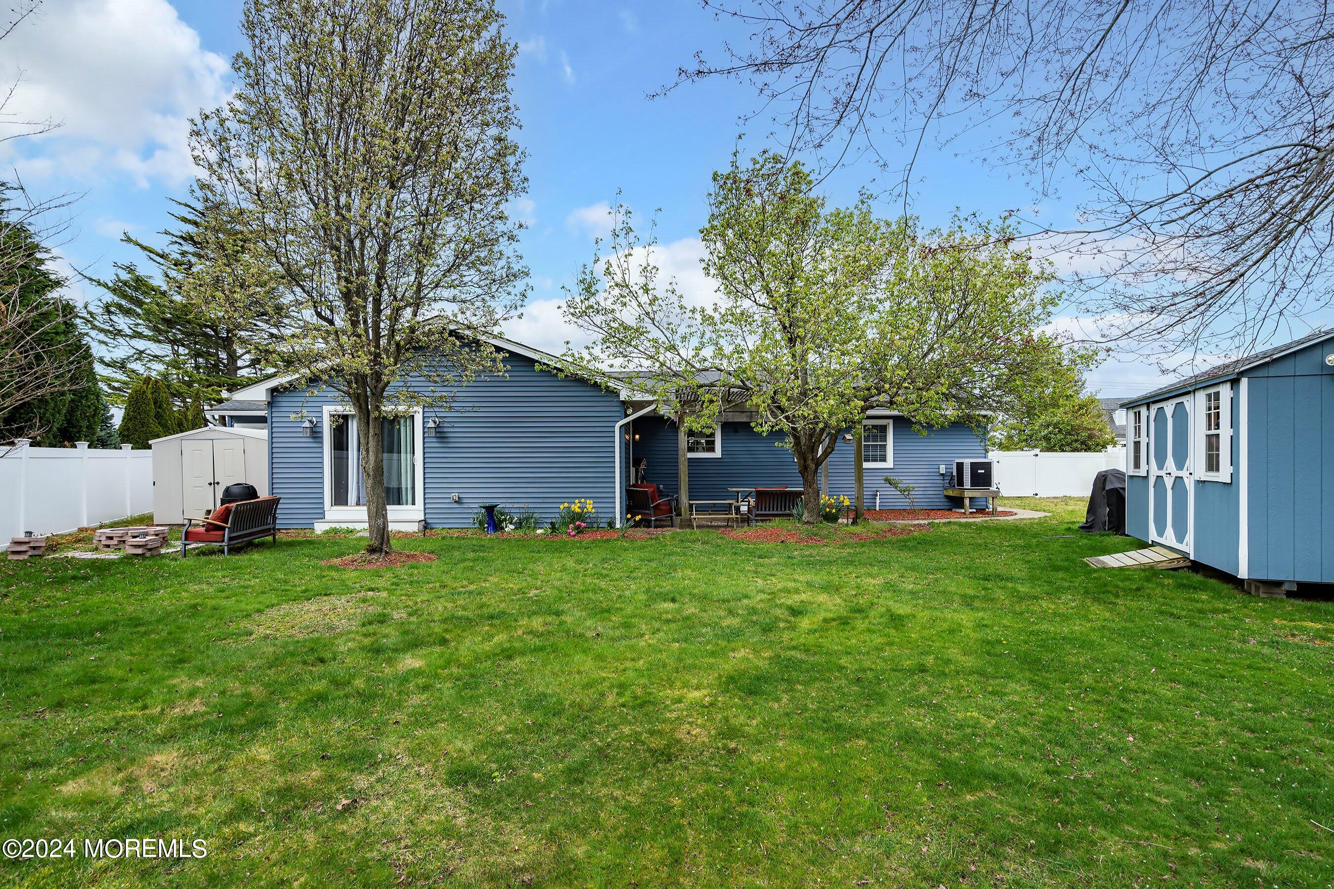 39 W Cove Road