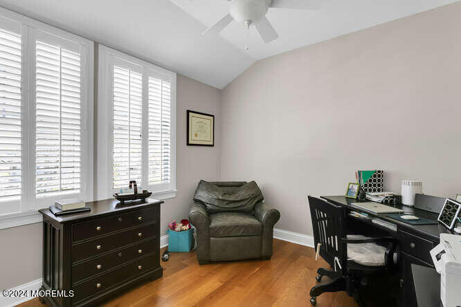 37 Poplar Avenue
