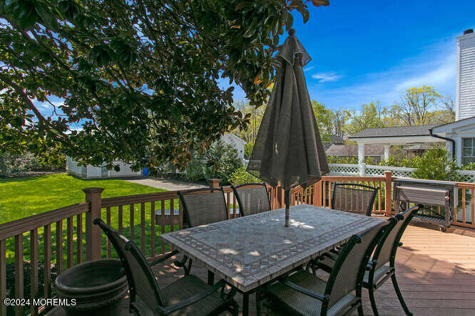 37 Poplar Avenue