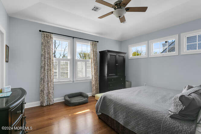 37 Poplar Avenue
