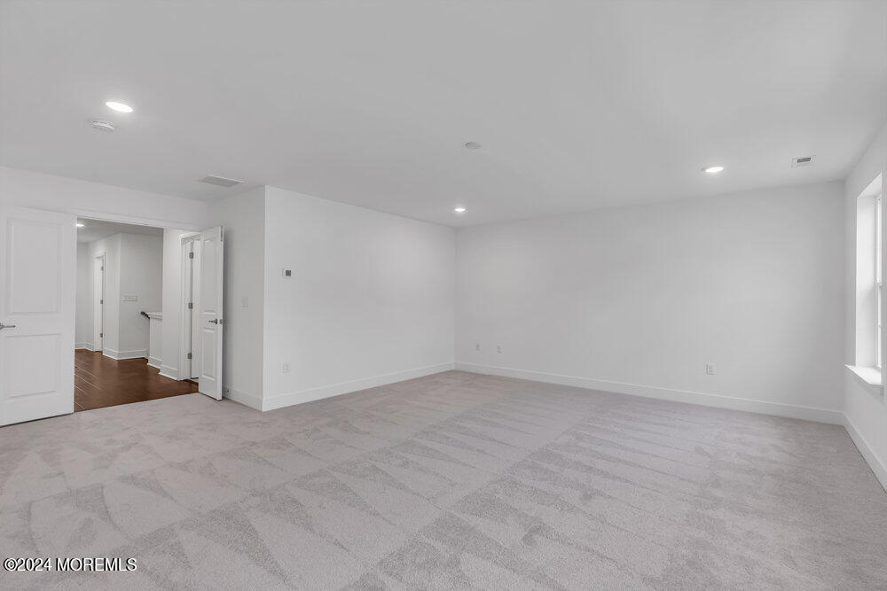 122 Woolley Court