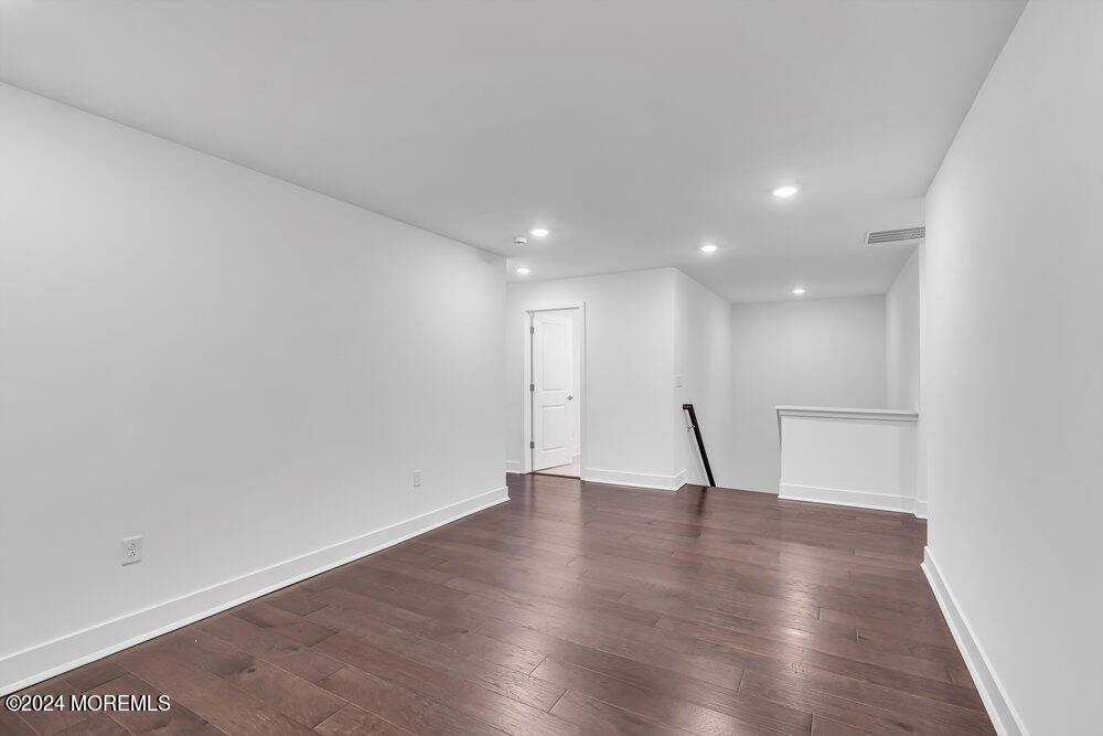 122 Woolley Court