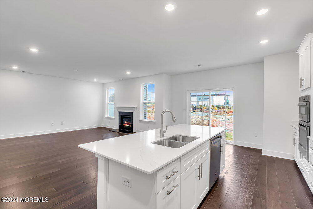 122 Woolley Court