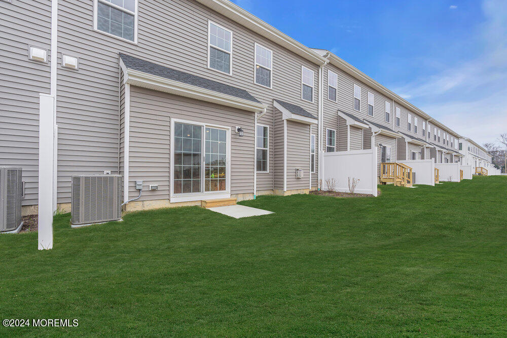 122 Woolley Court